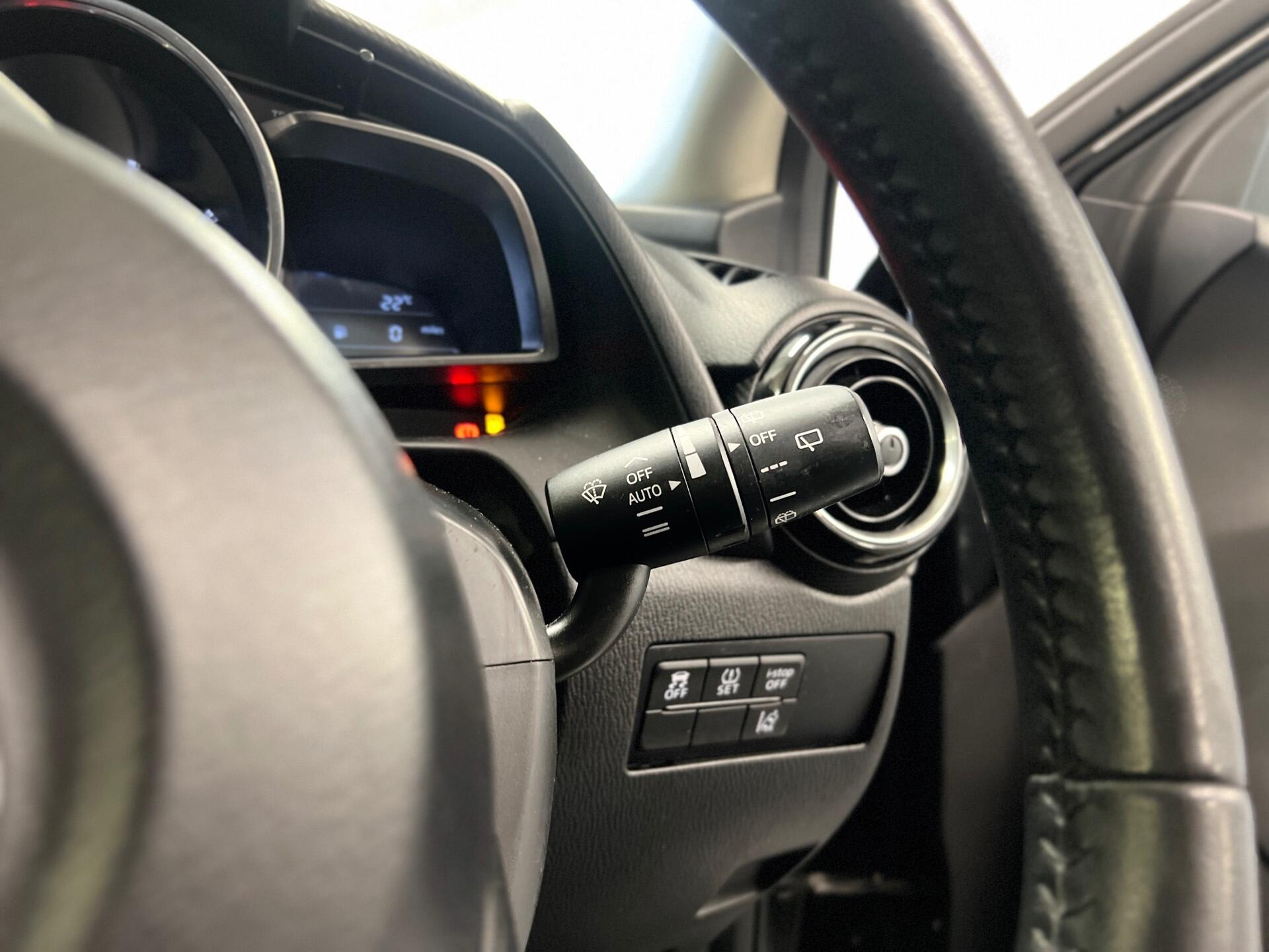 2016 Mazda Mazda2 - Image 32