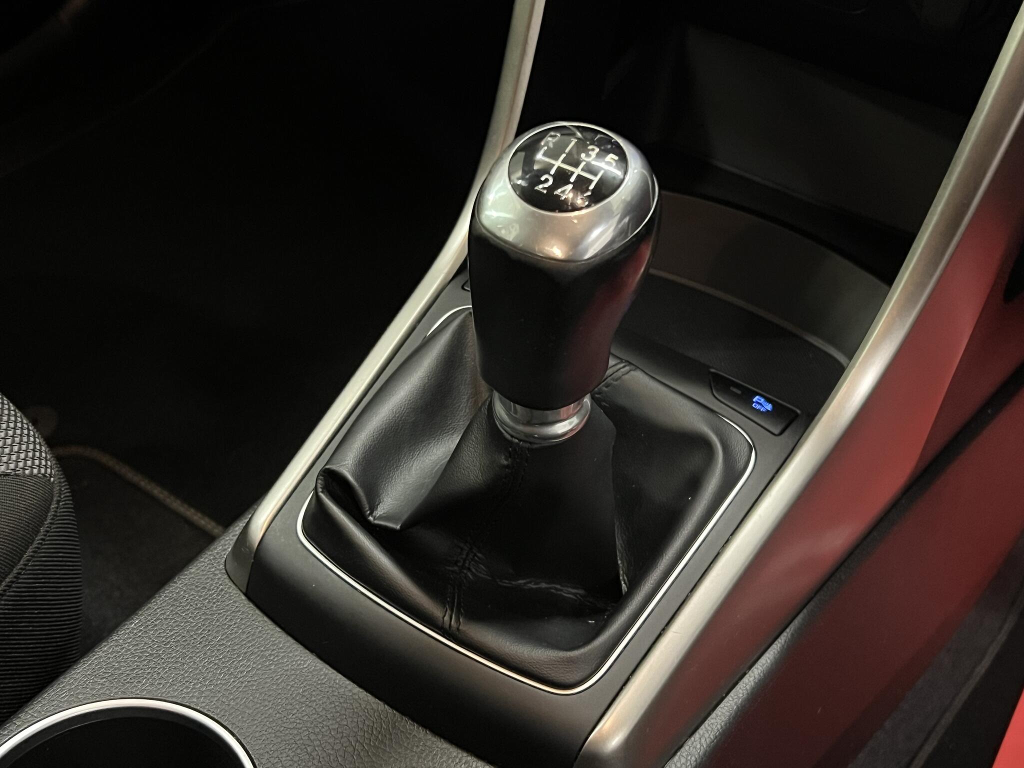 2015 Hyundai i30 - Image 35