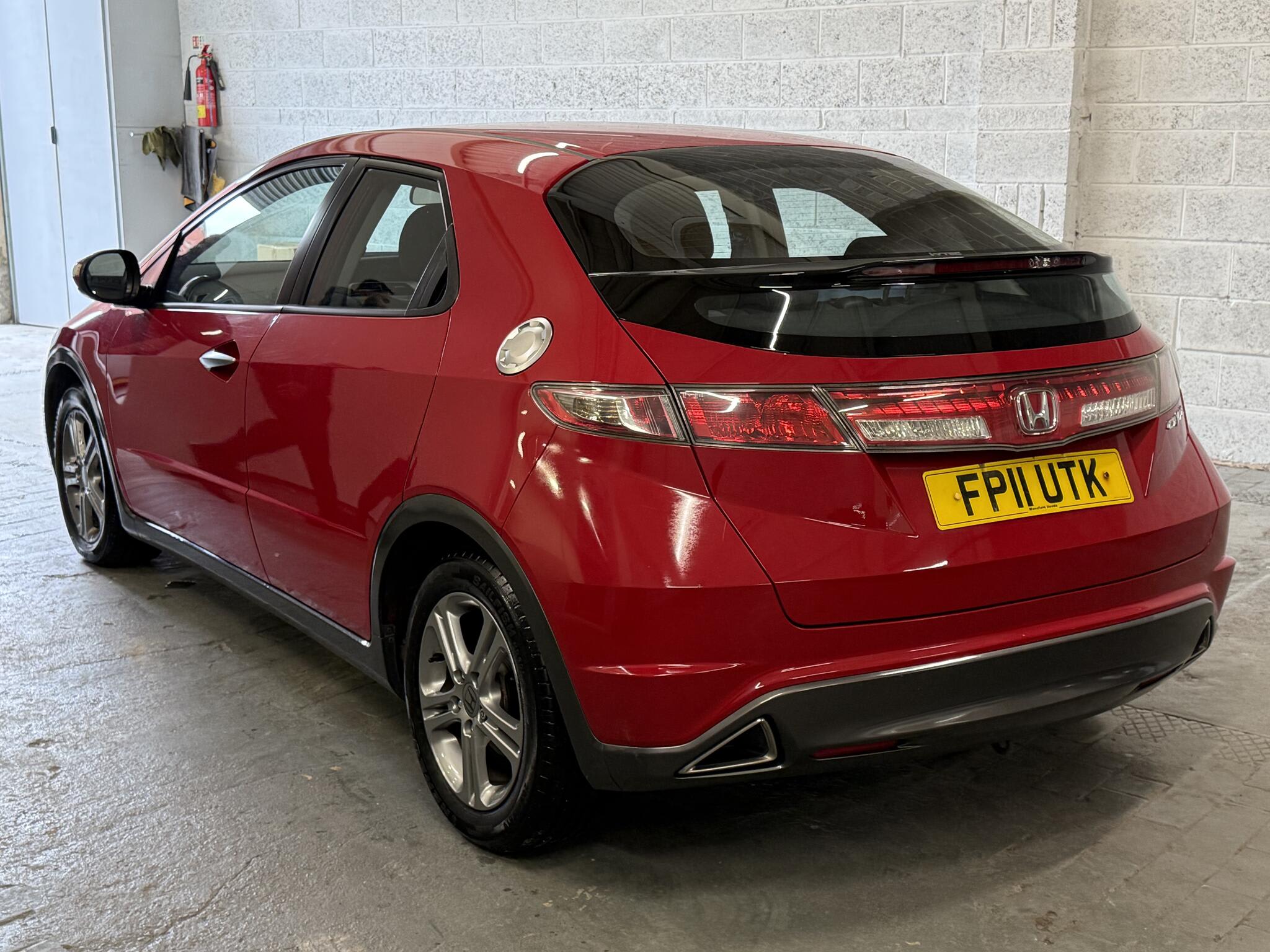 2011 Honda Civic - Image 6