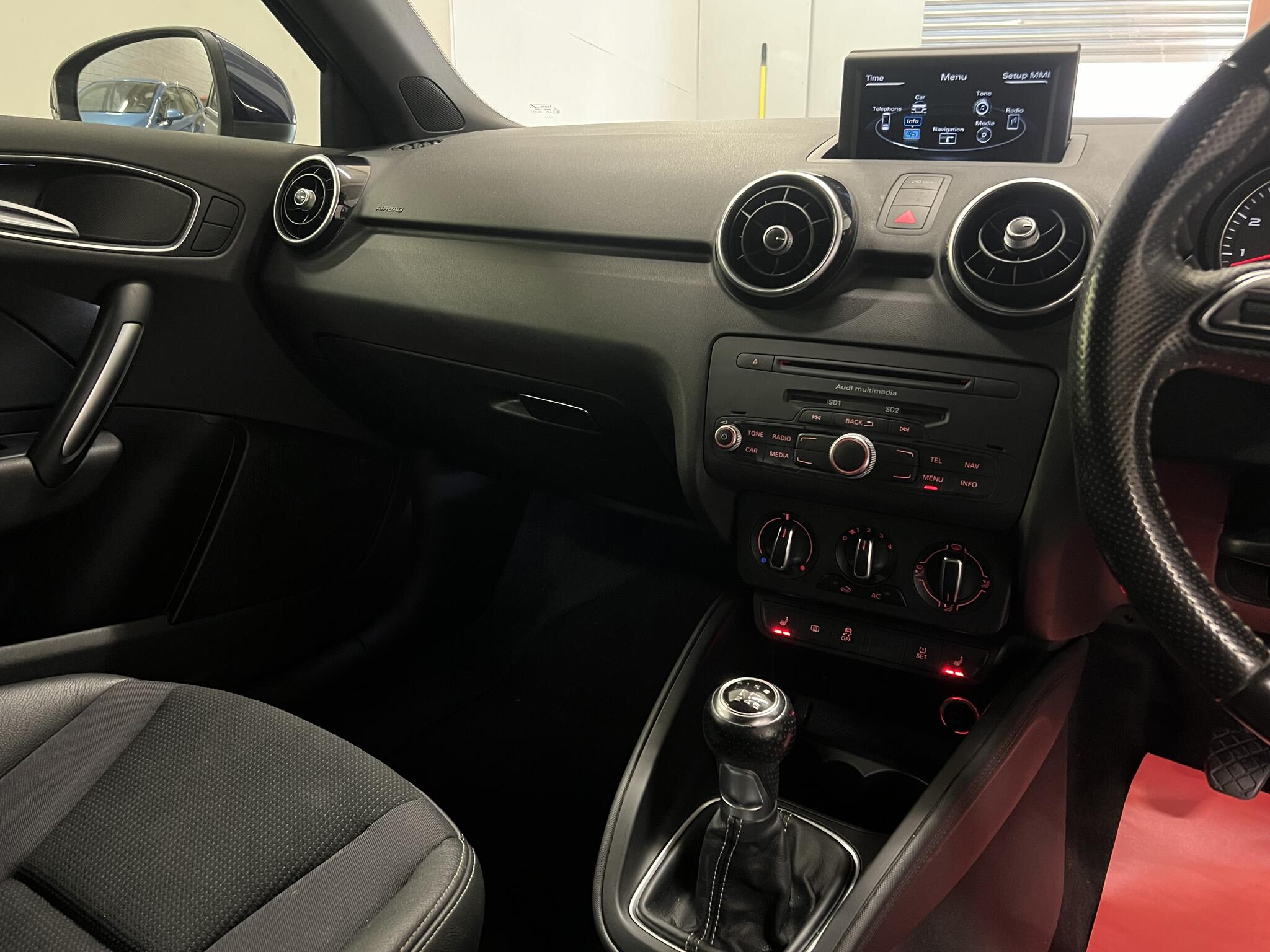 2014 Audi A1 - Image 30