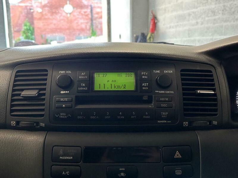 2005 Toyota Corolla - Image 28