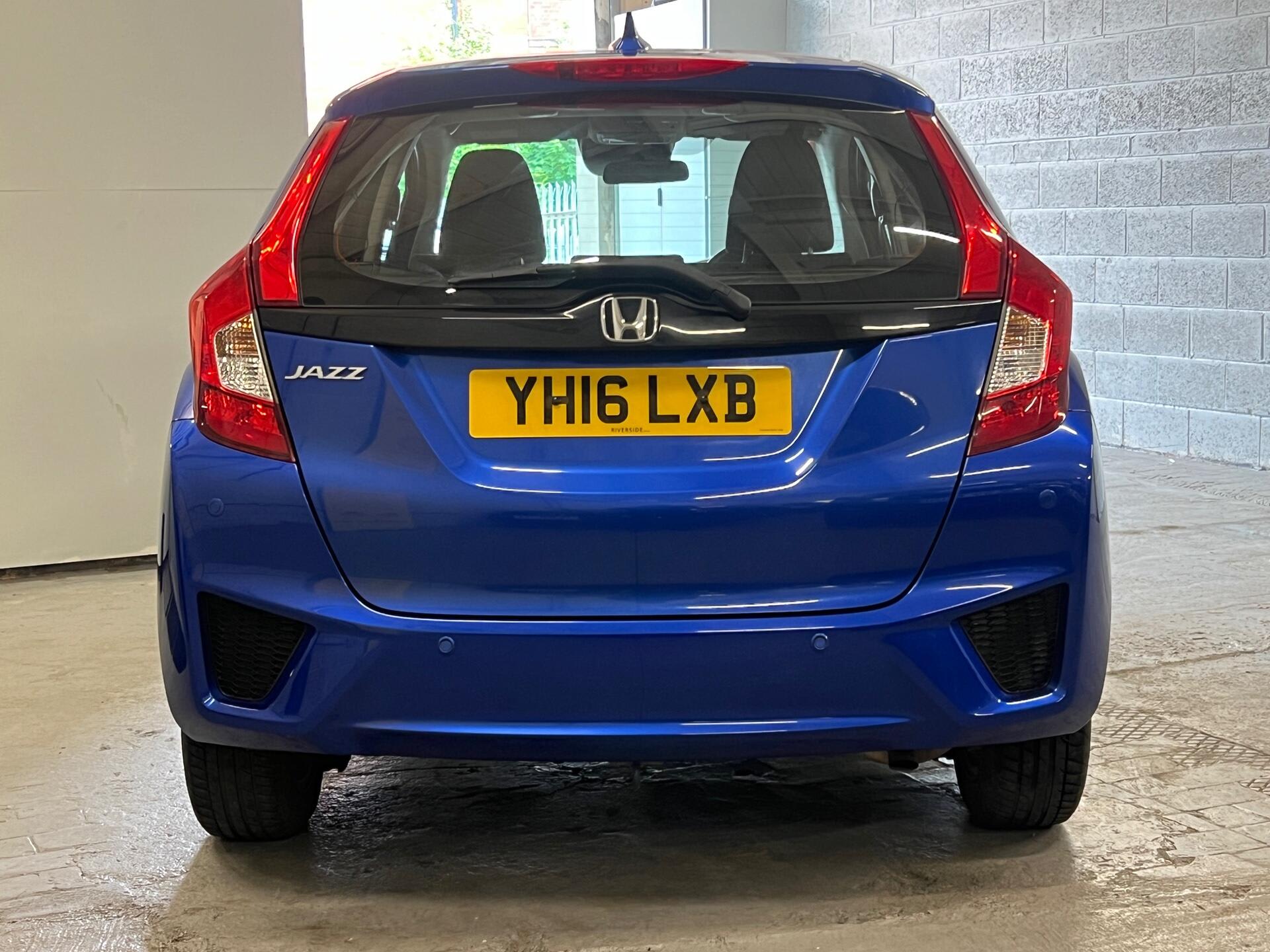 2016 Honda Jazz - Image 12