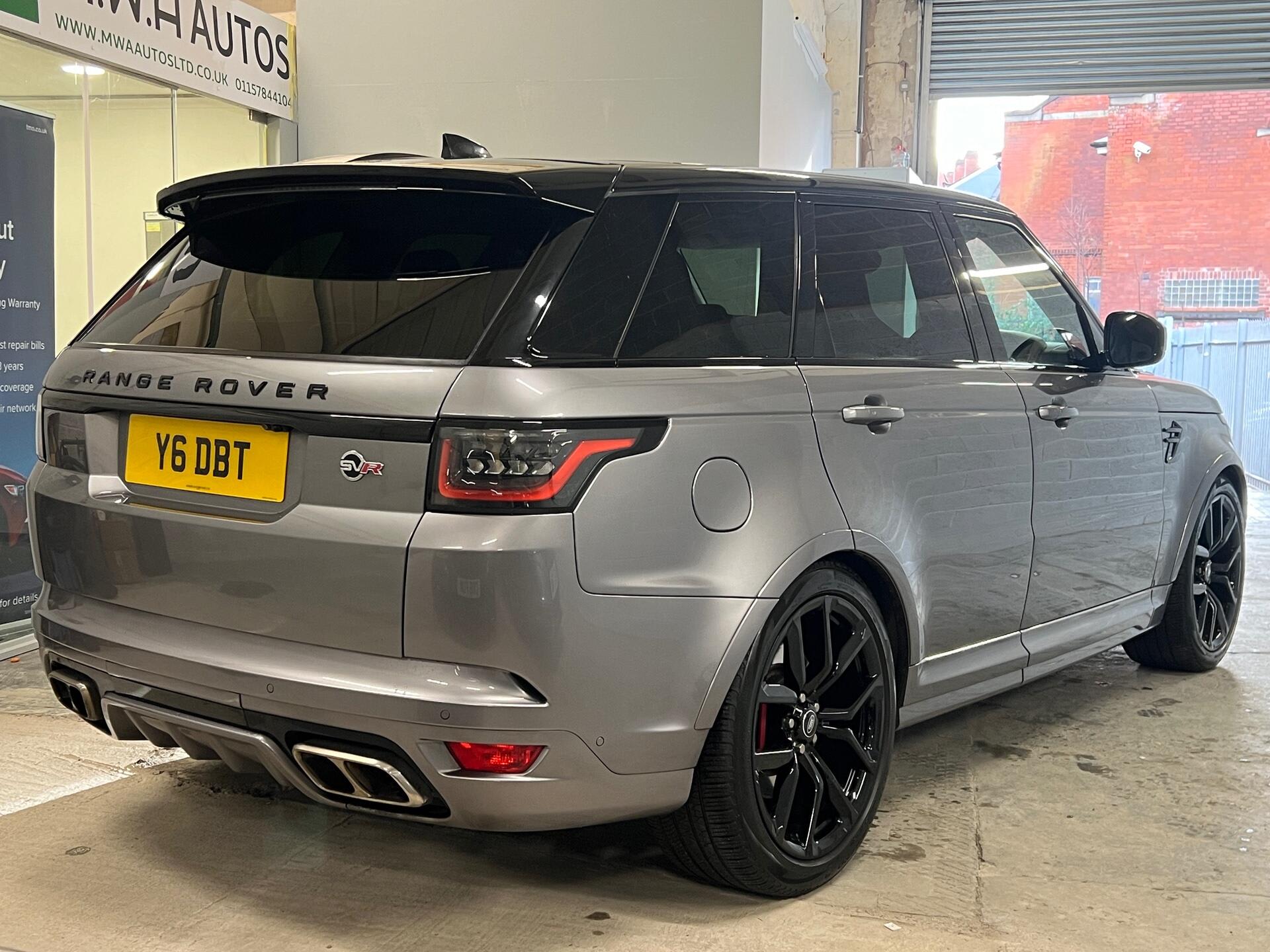 2022 Land Rover Range Rover Sport - Image 9