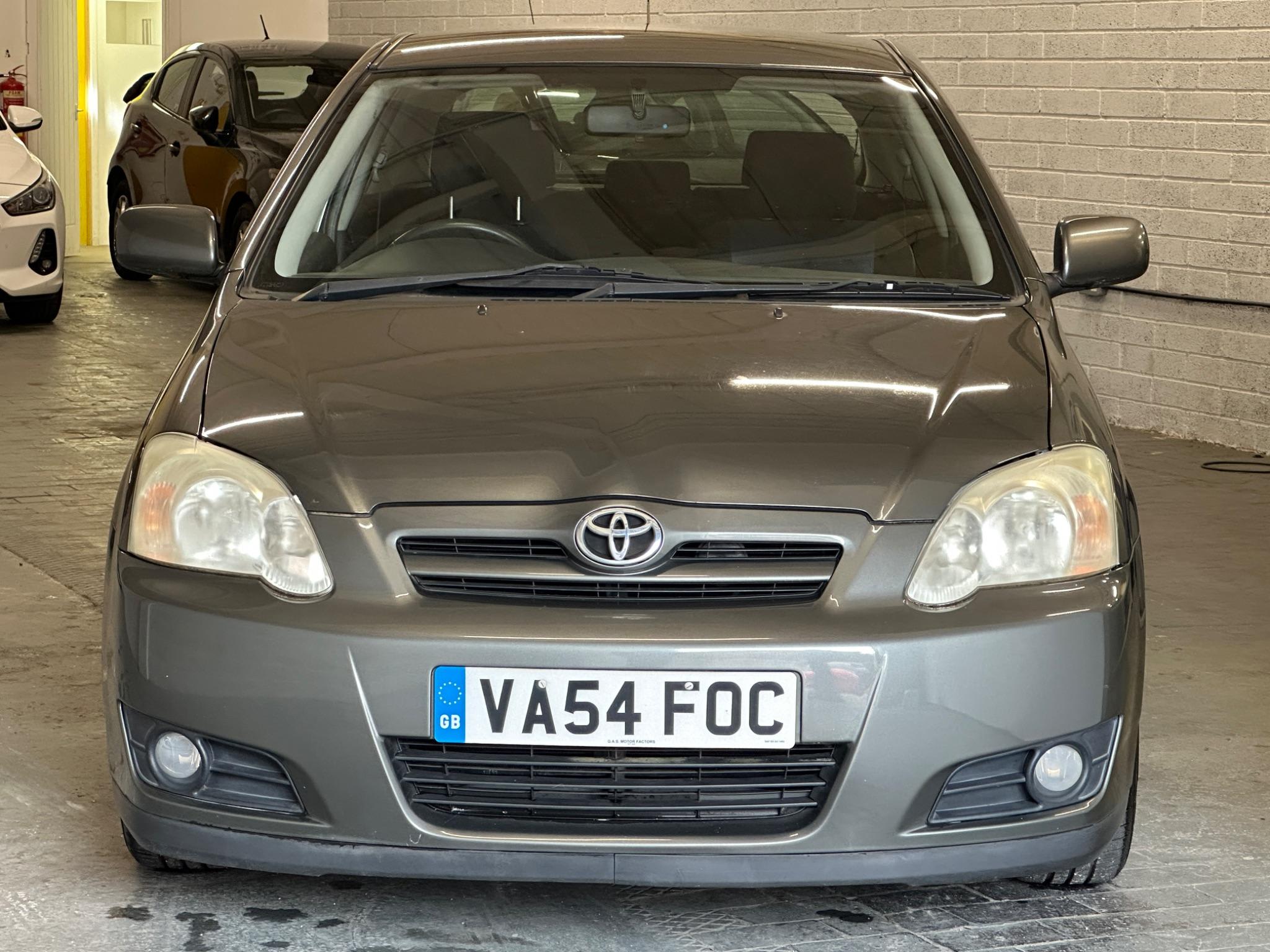 2005 Toyota Corolla - Image 2