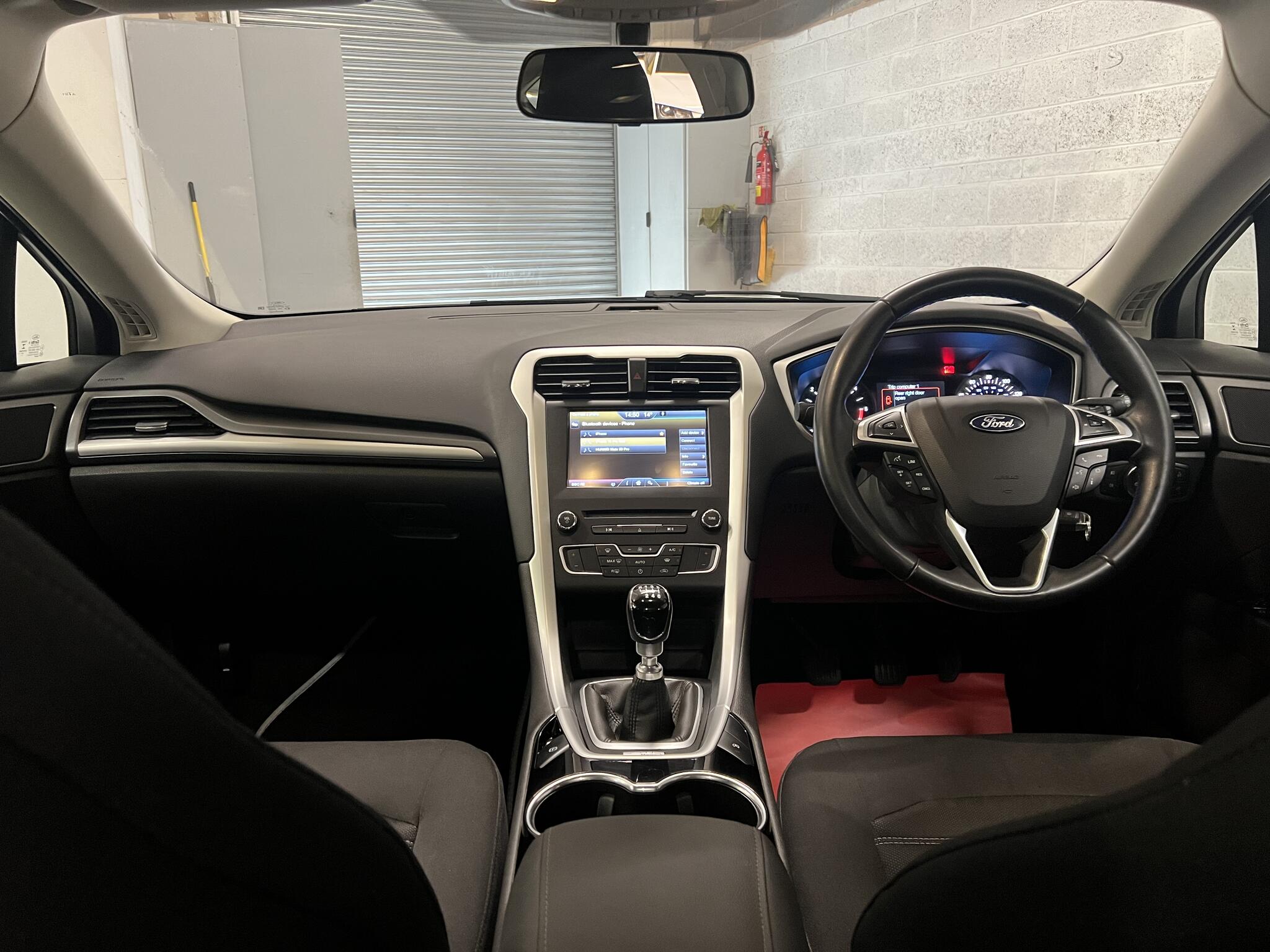 2015 Ford Mondeo - Image 37