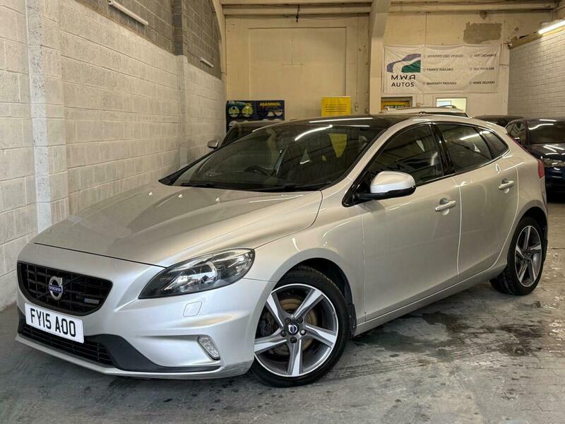 2015 Volvo V40 - Image 14