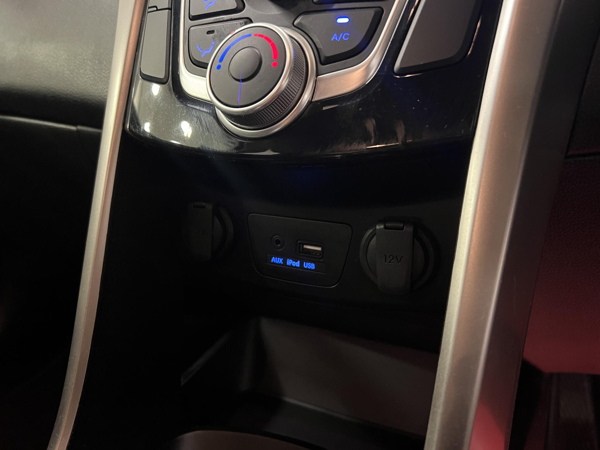 2015 Hyundai i30 - Image 34