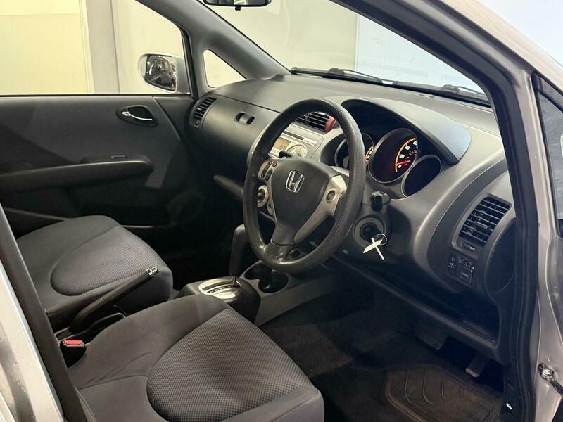 2006 Honda Jazz - Image 15