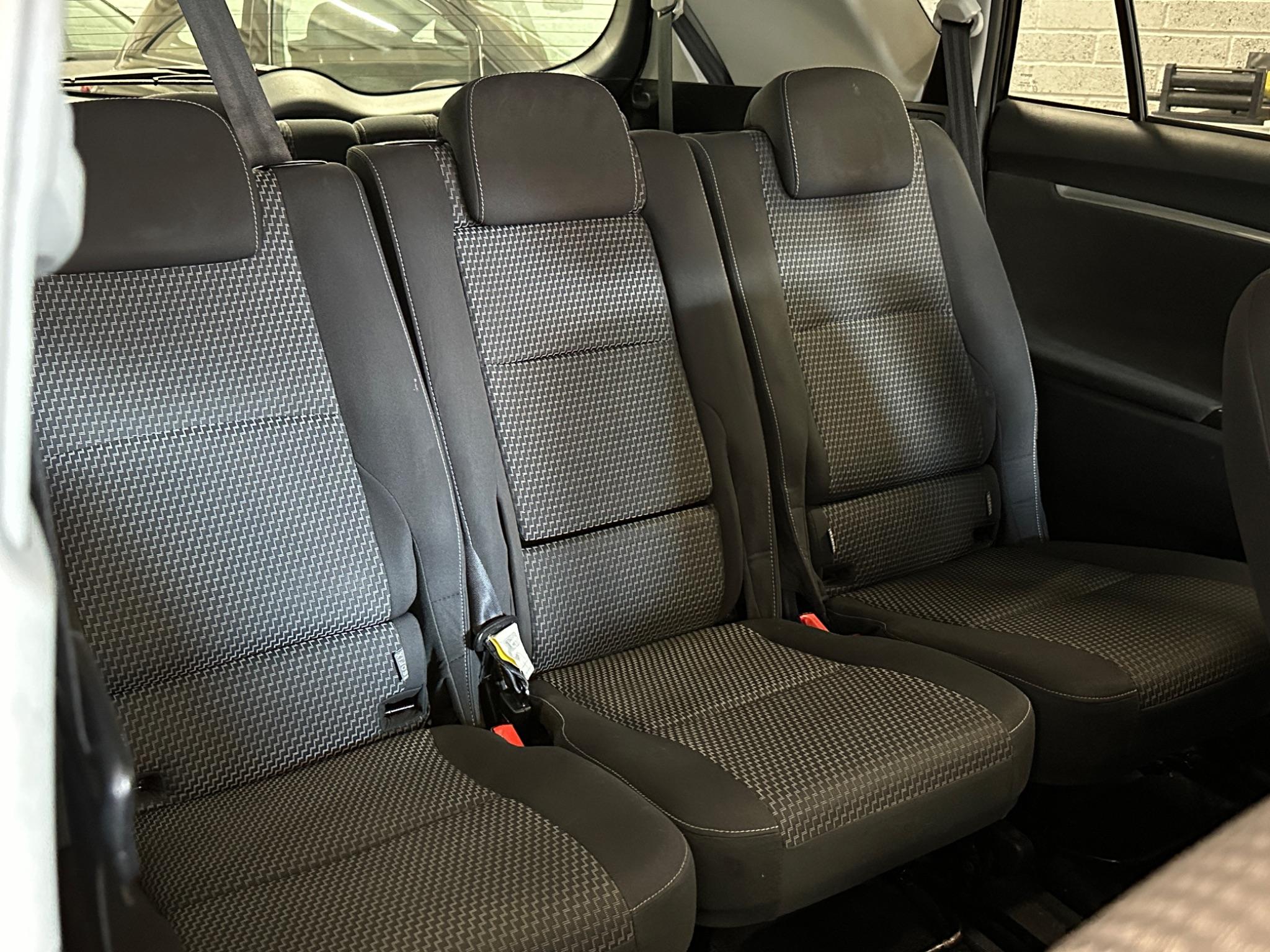 2015 Toyota Verso - Image 34