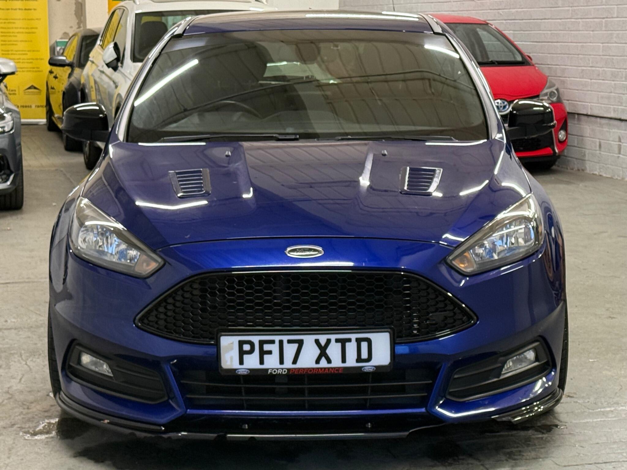 2017 Ford Focus - Image 3