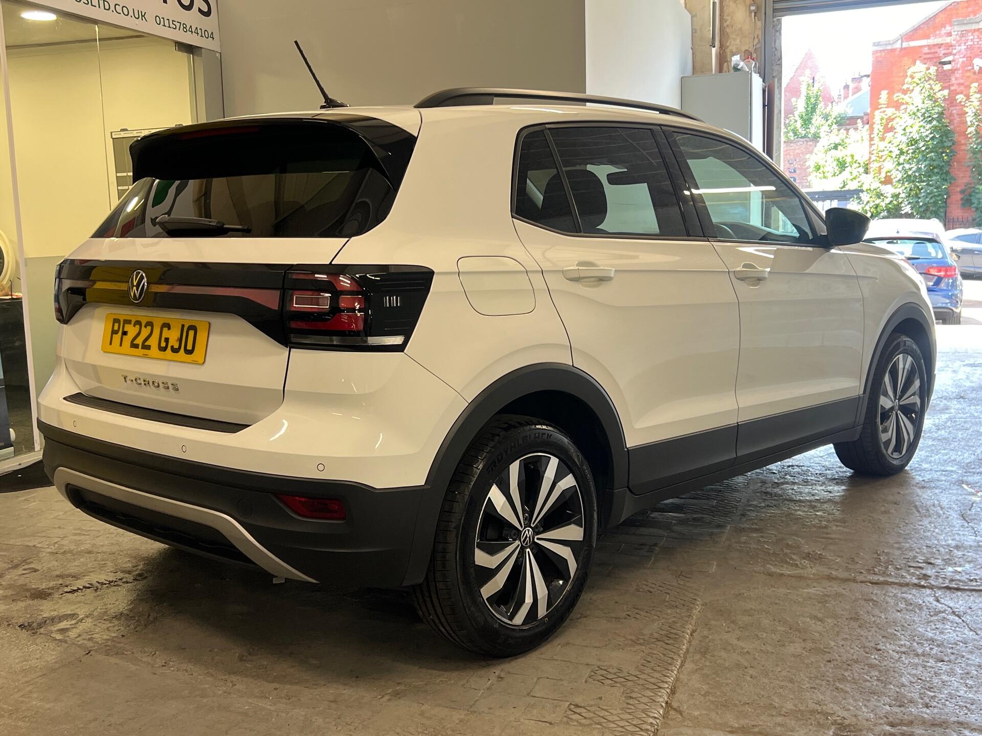 2022 Volkswagen T-Cross - Image 10