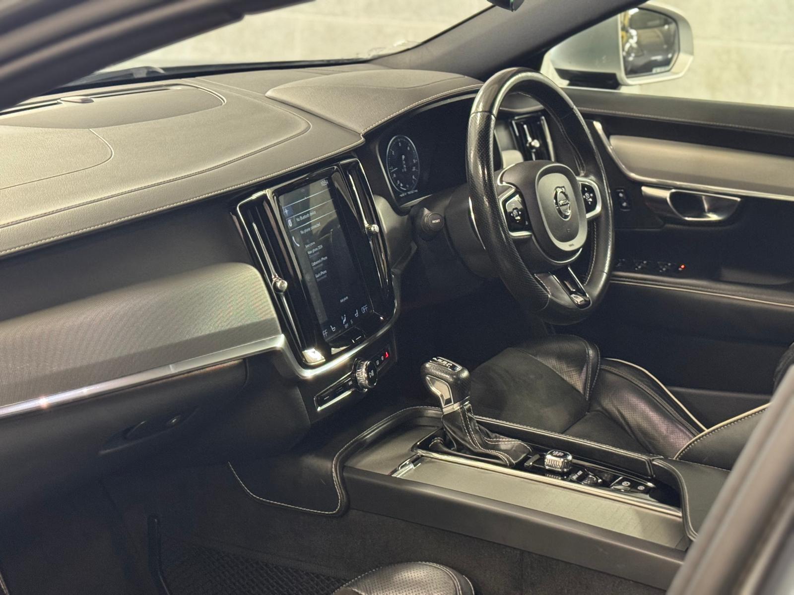 2019 Volvo S90 - Image 37