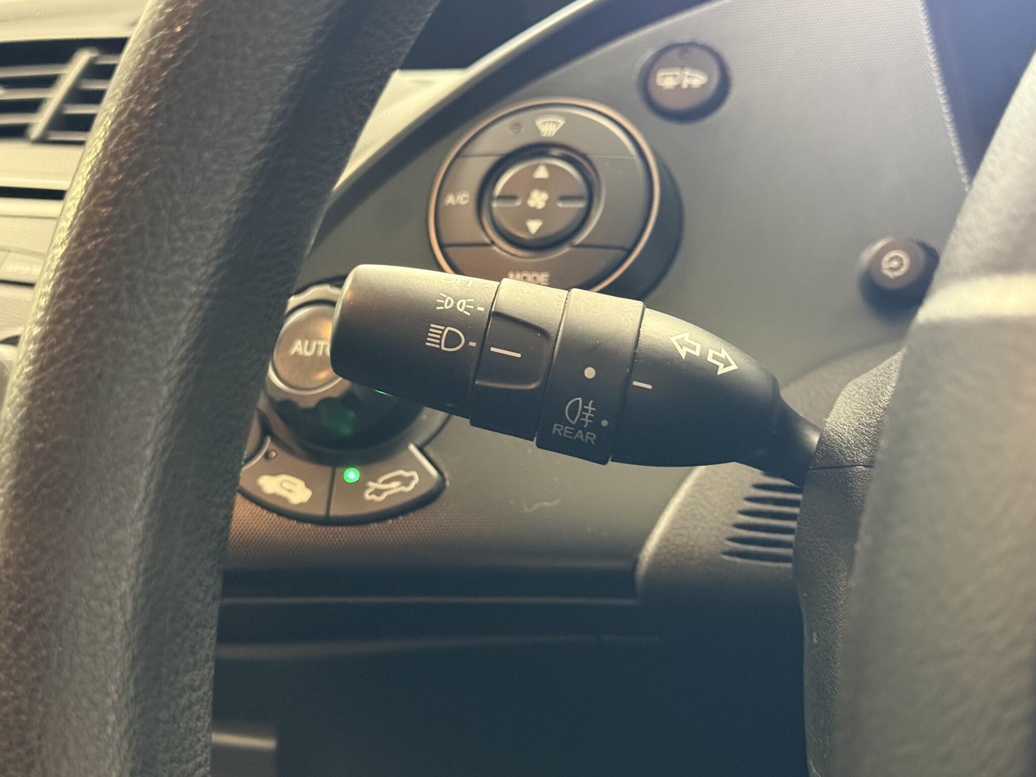 2011 Honda Civic - Image 20