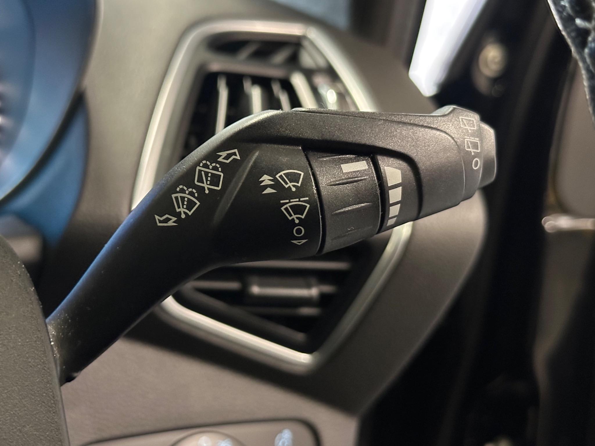 2014 Ford Kuga - Image 25