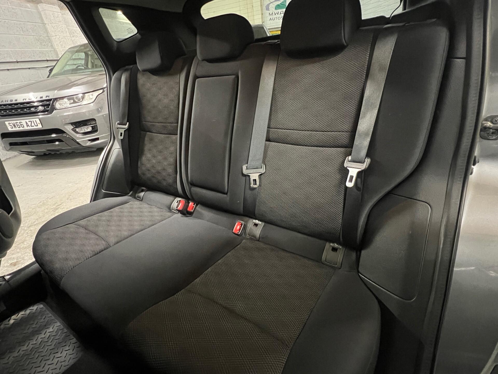 2016 Nissan Qashqai - Image 46