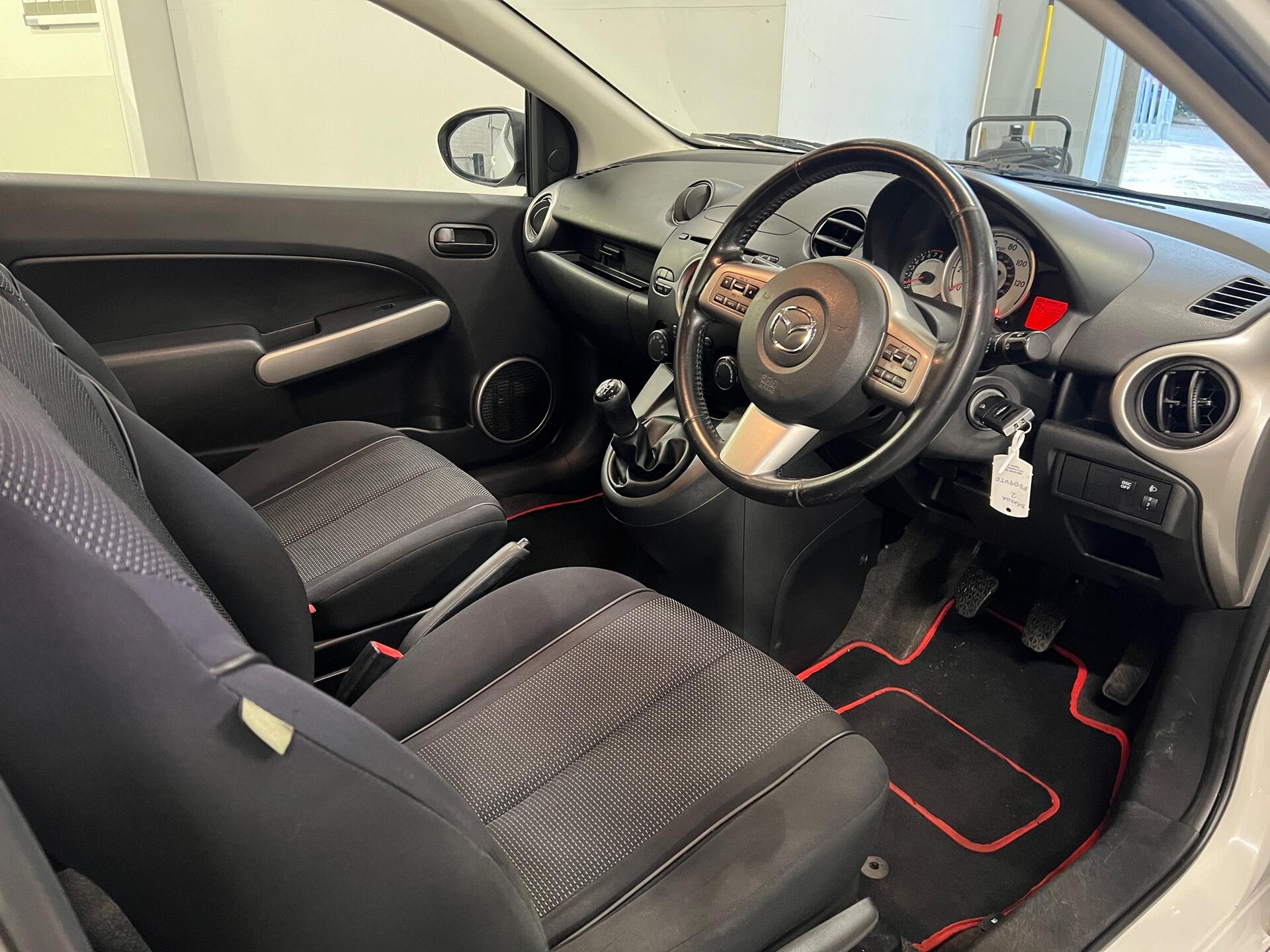 2009 Mazda Mazda2 - Image 16