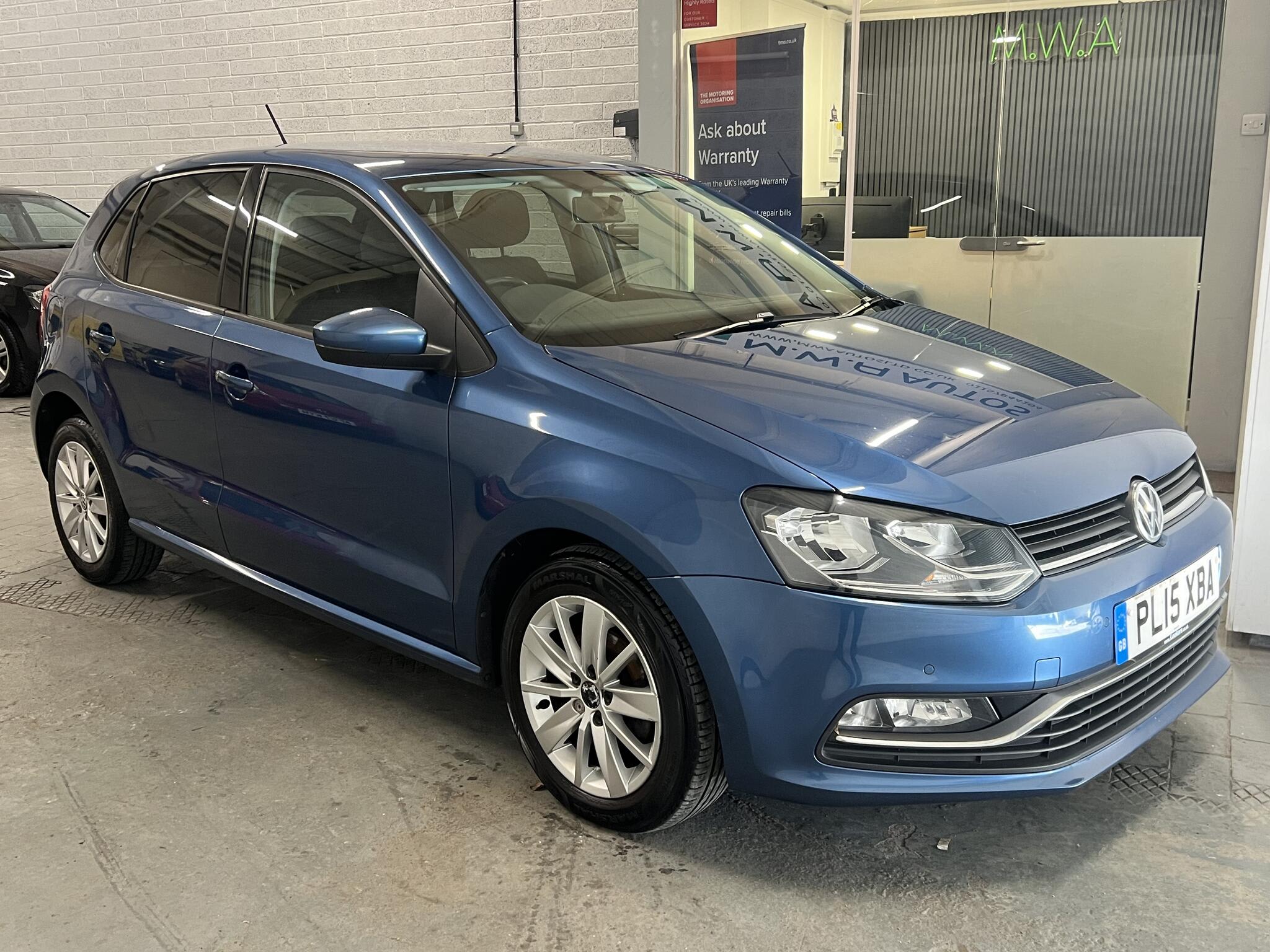 2015 Volkswagen Polo - Image 5