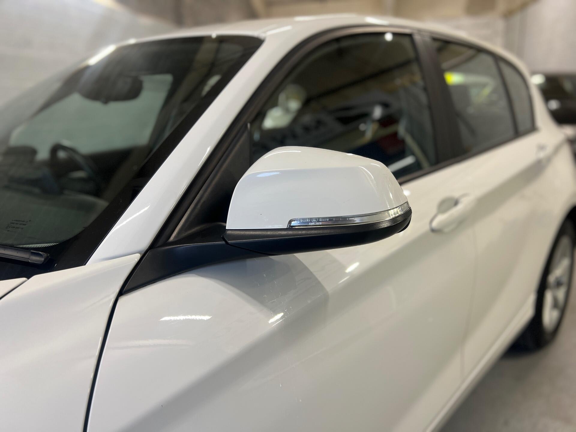 2017 BMW 1 Series - Image 21