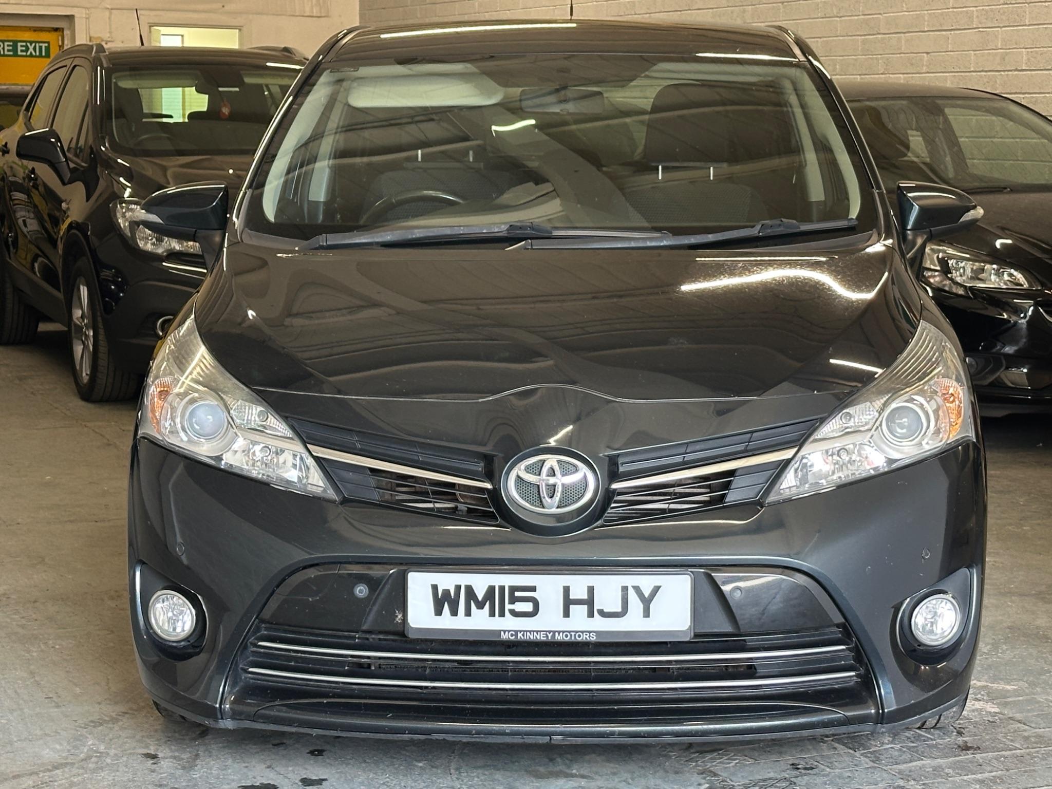 2015 Toyota Verso - Image 3