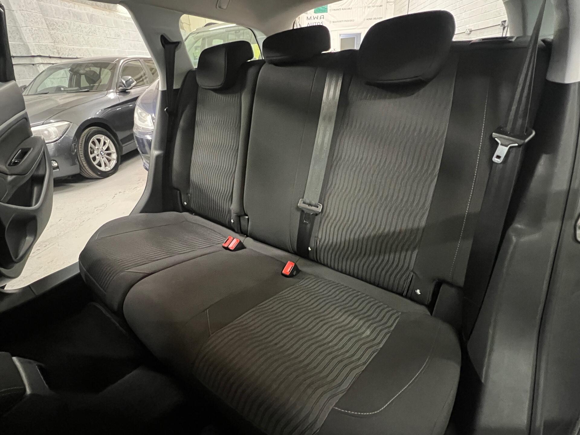 2017 Peugeot 308 SW - Image 49