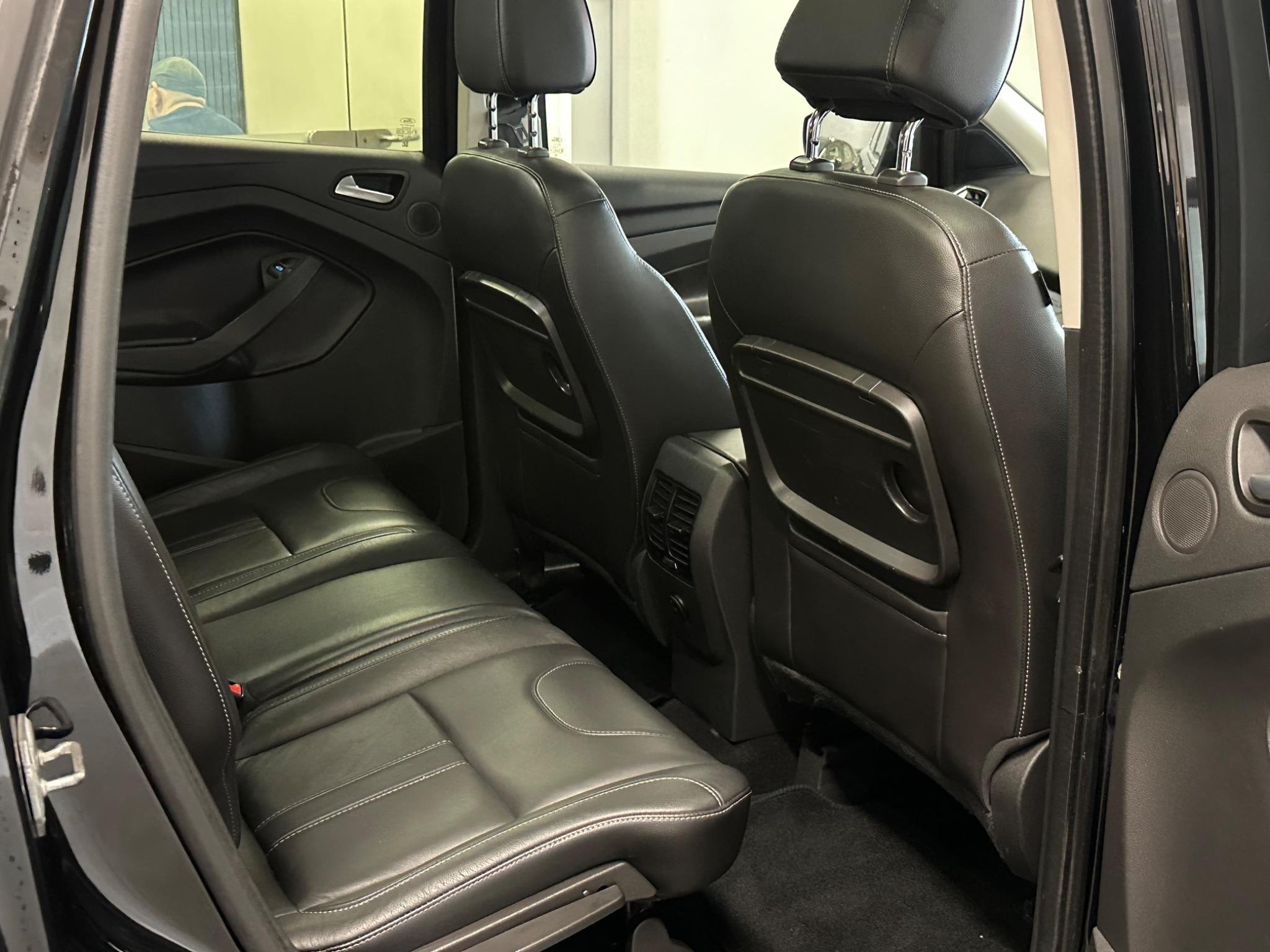 2014 Ford Kuga - Image 36