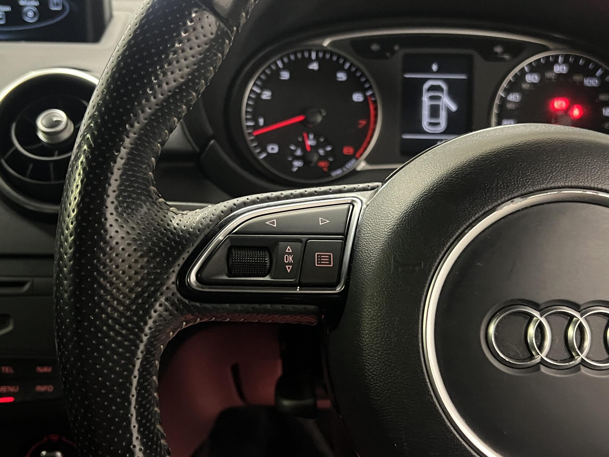 2014 Audi A1 - Image 25