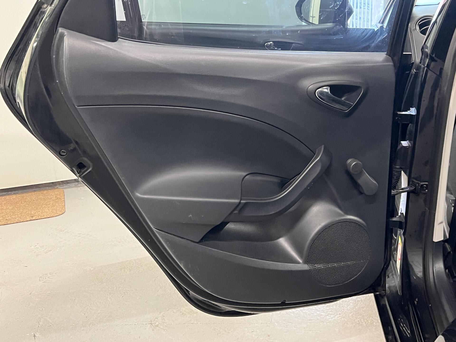 2015 SEAT Ibiza - Image 35