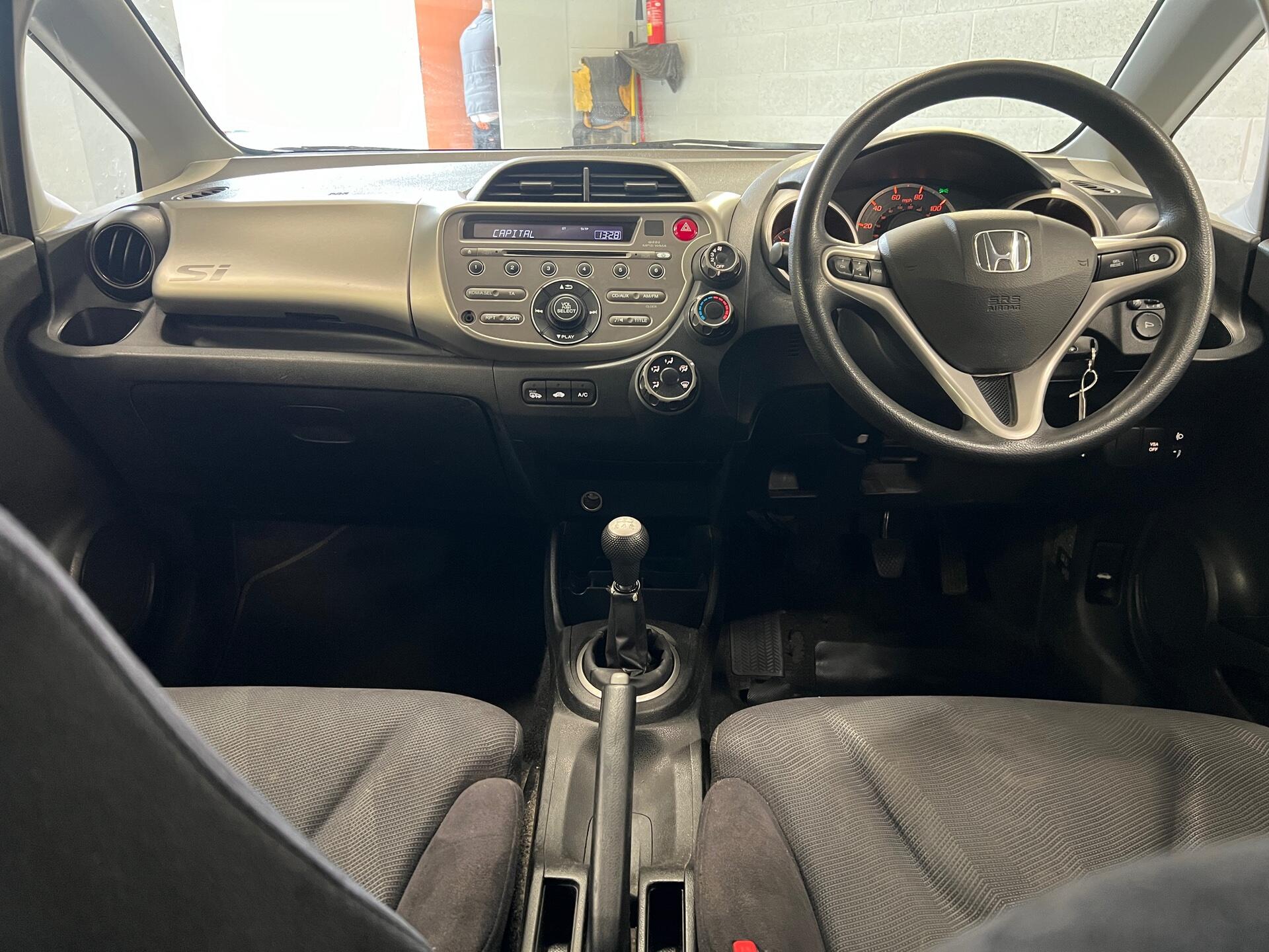 2010 Honda Jazz - Image 28