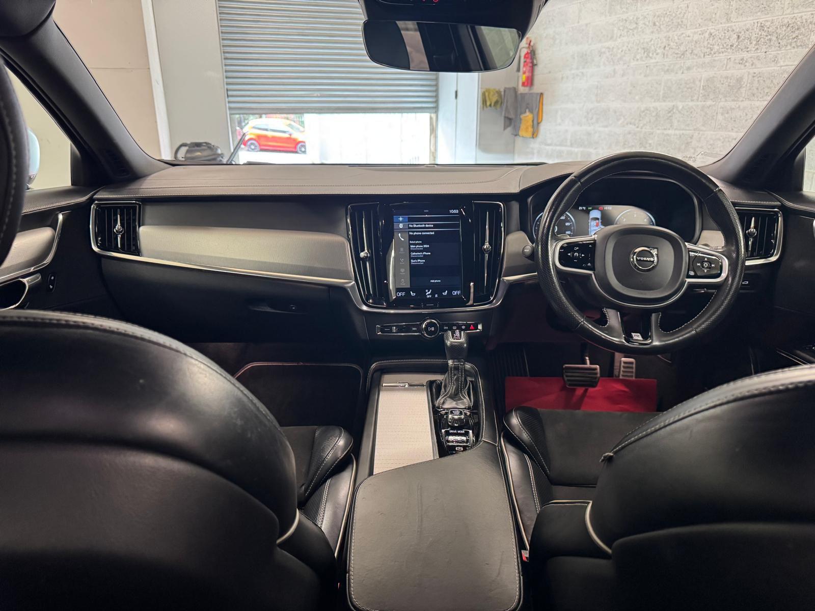 2019 Volvo S90 - Image 38