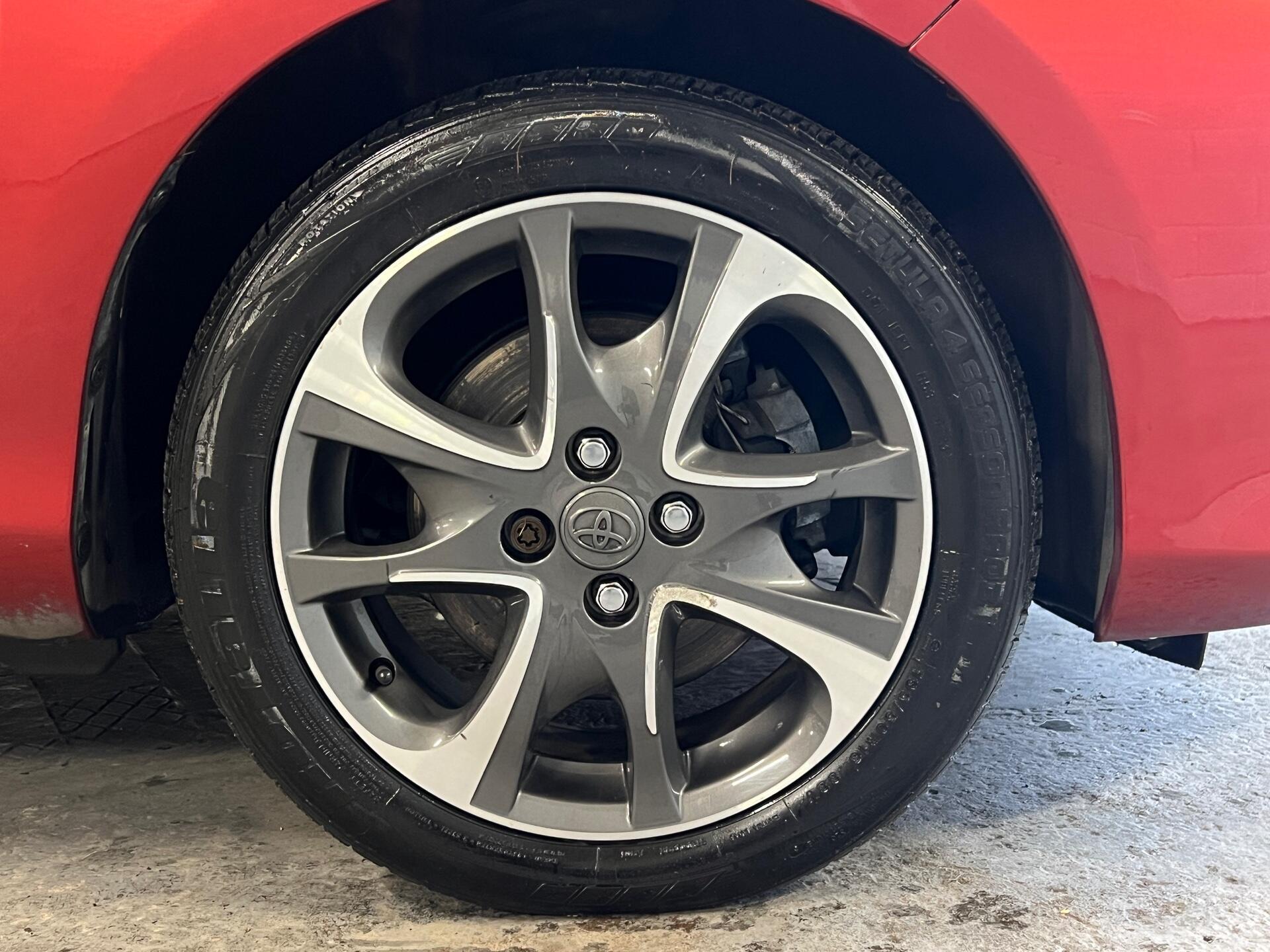 2014 Toyota Yaris - Image 19