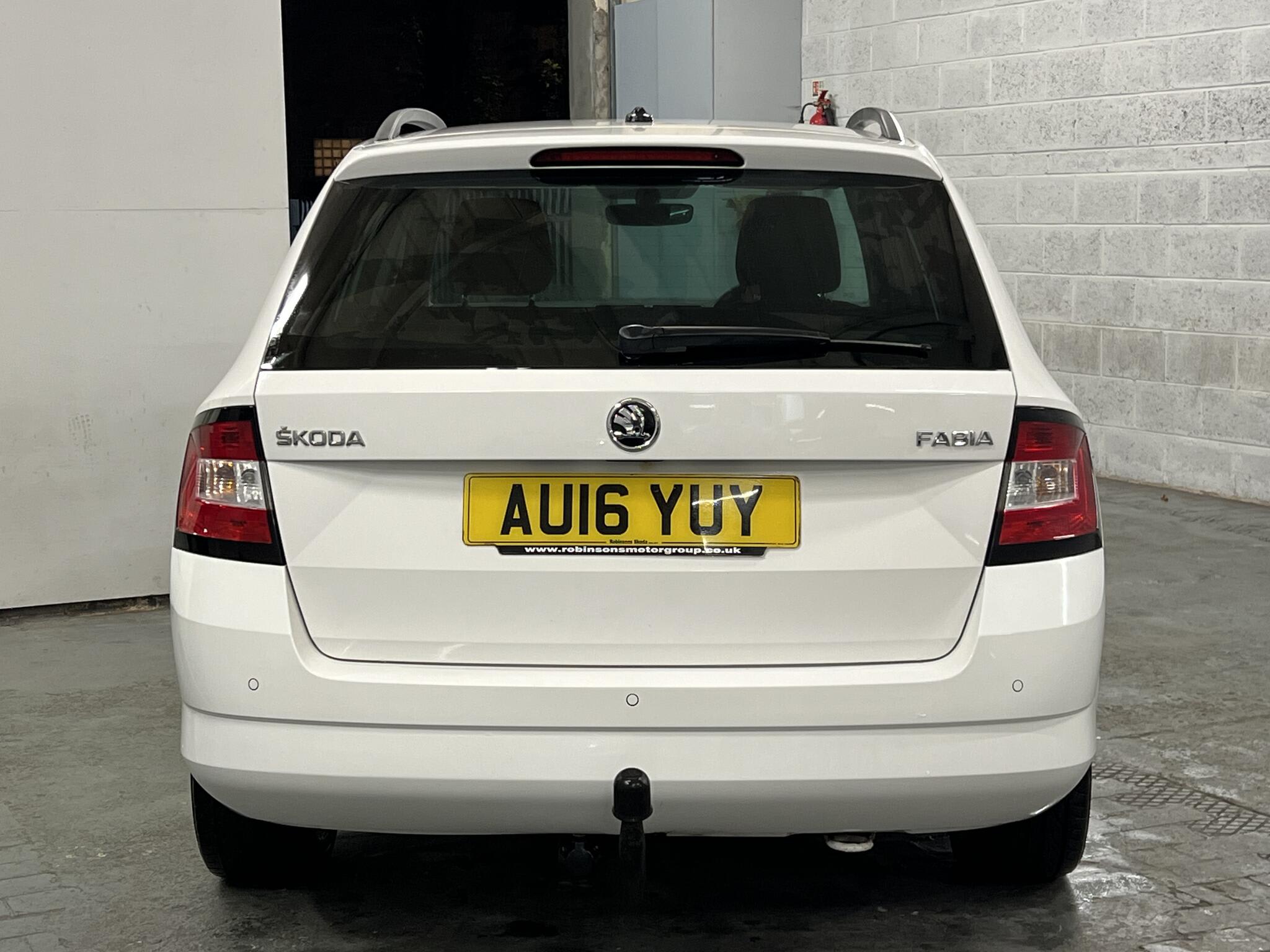 2016 Skoda Fabia - Image 11