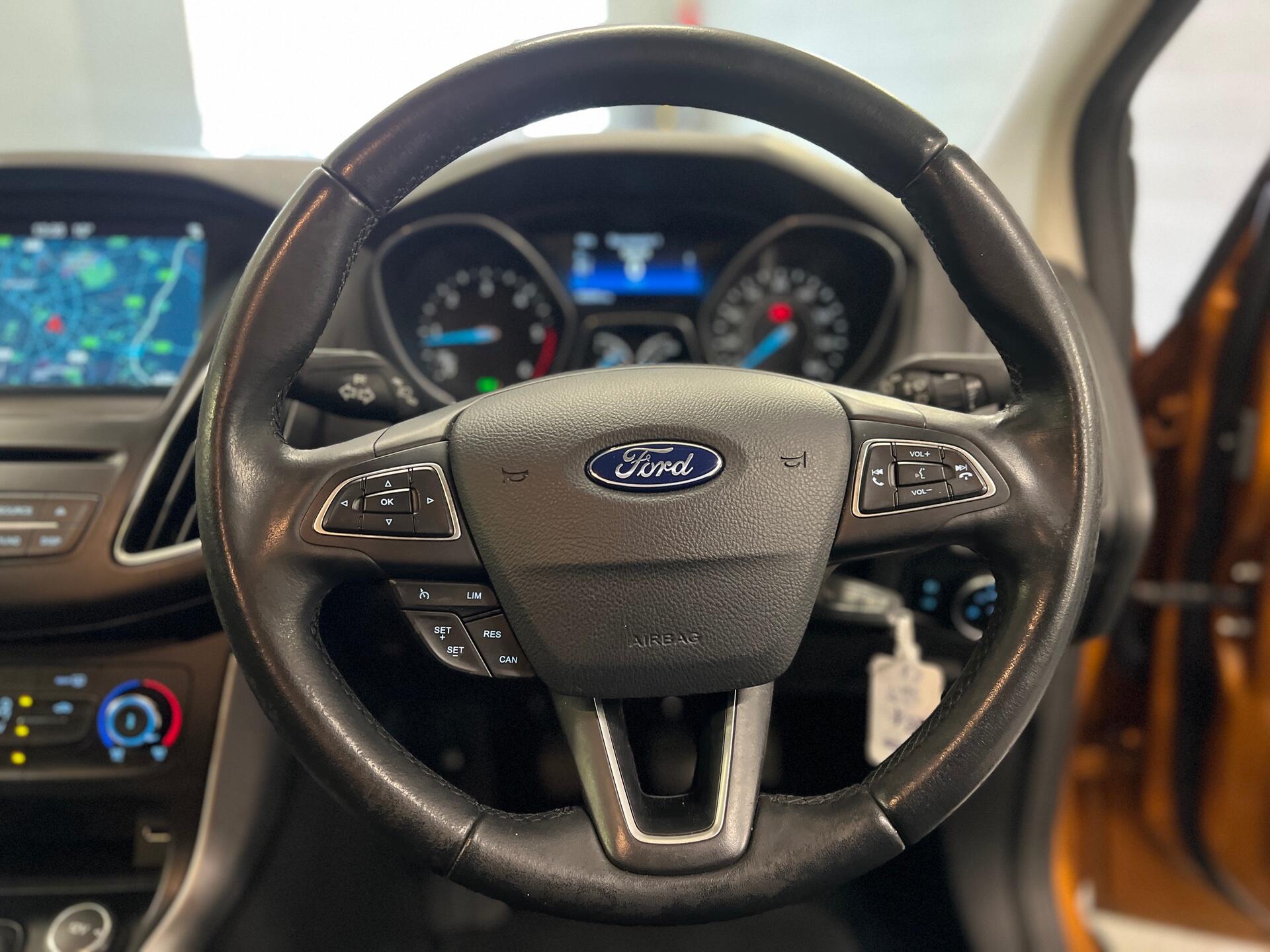 2017 Ford Focus - Image 26