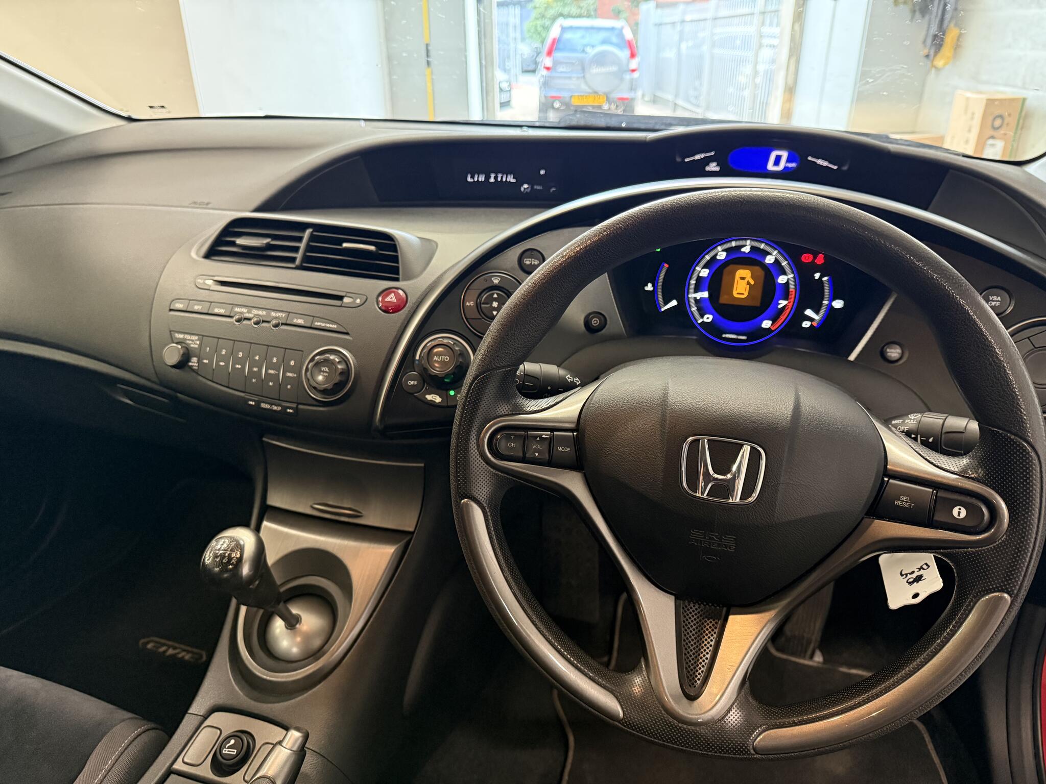 2011 Honda Civic - Image 16