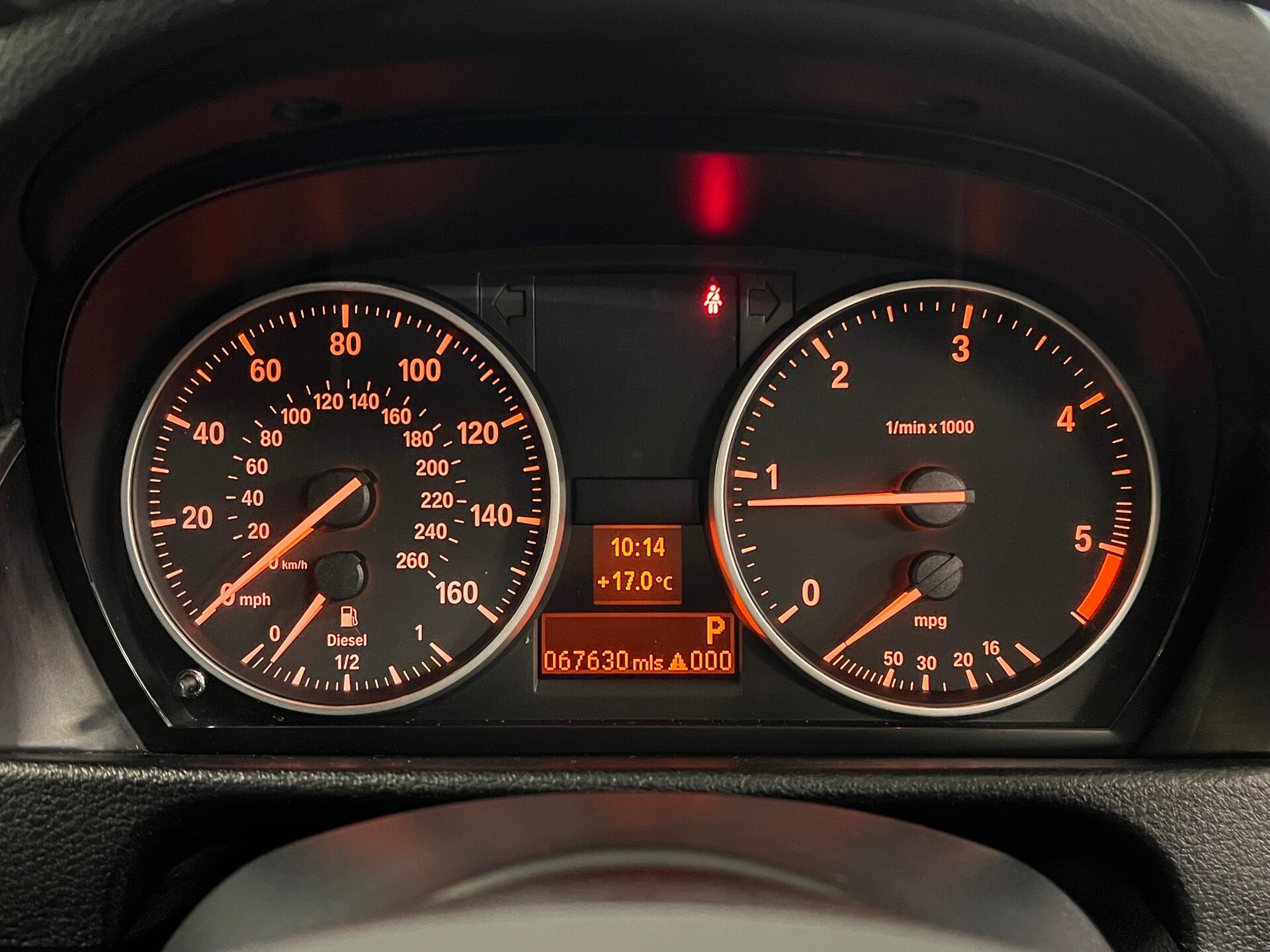 2011 BMW X1 - Image 34