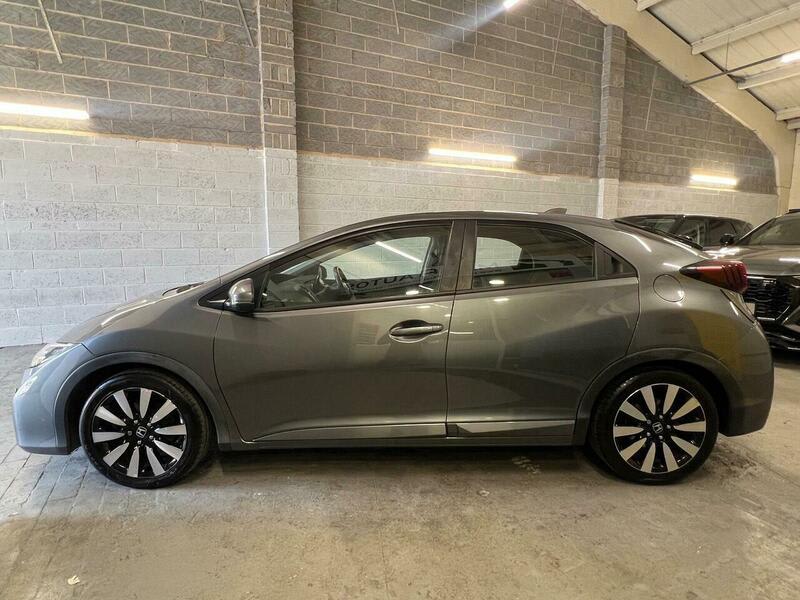 2016 Honda Civic - Image 11