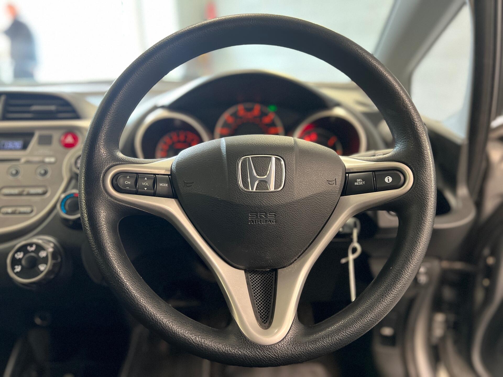 2010 Honda Jazz - Image 21