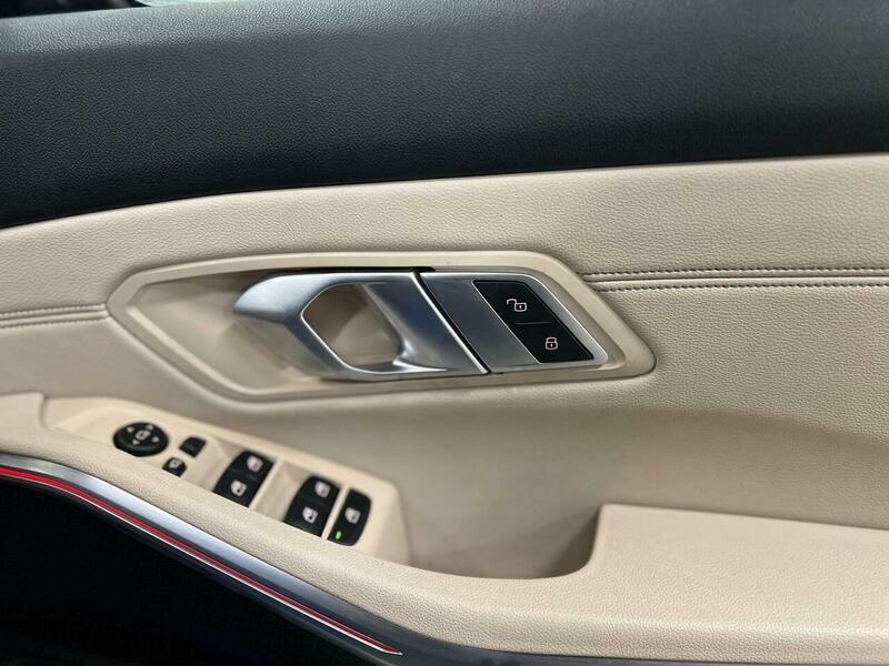 2019 BMW 3 Series - Image 29