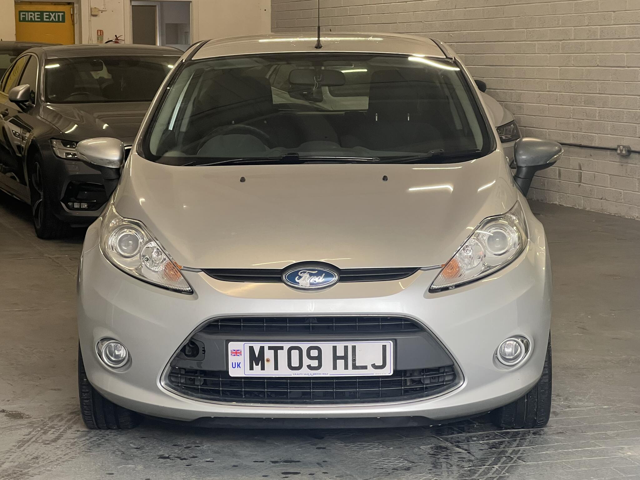 2009 Ford Fiesta - Image 3