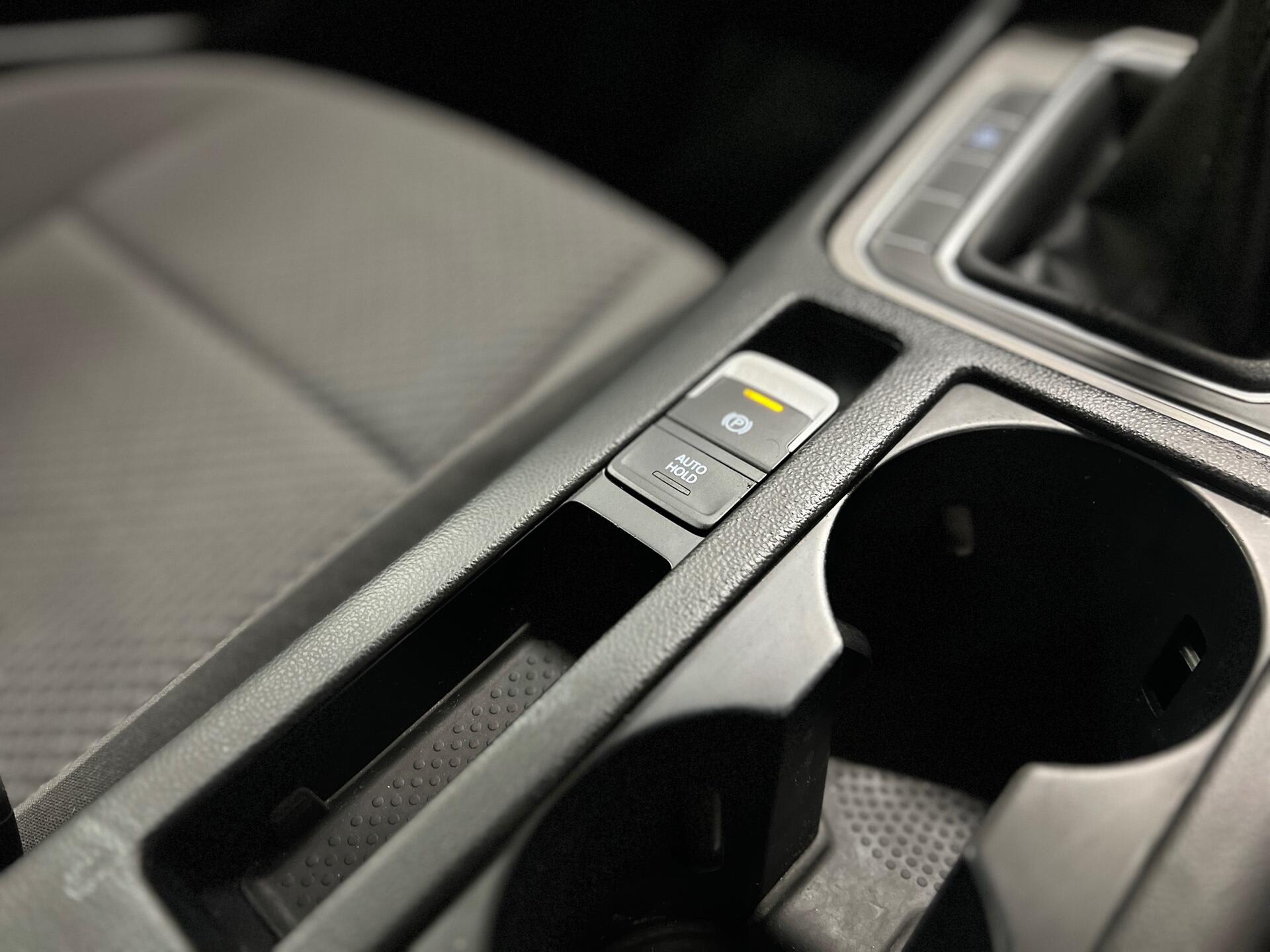2015 Volkswagen Passat - Image 43