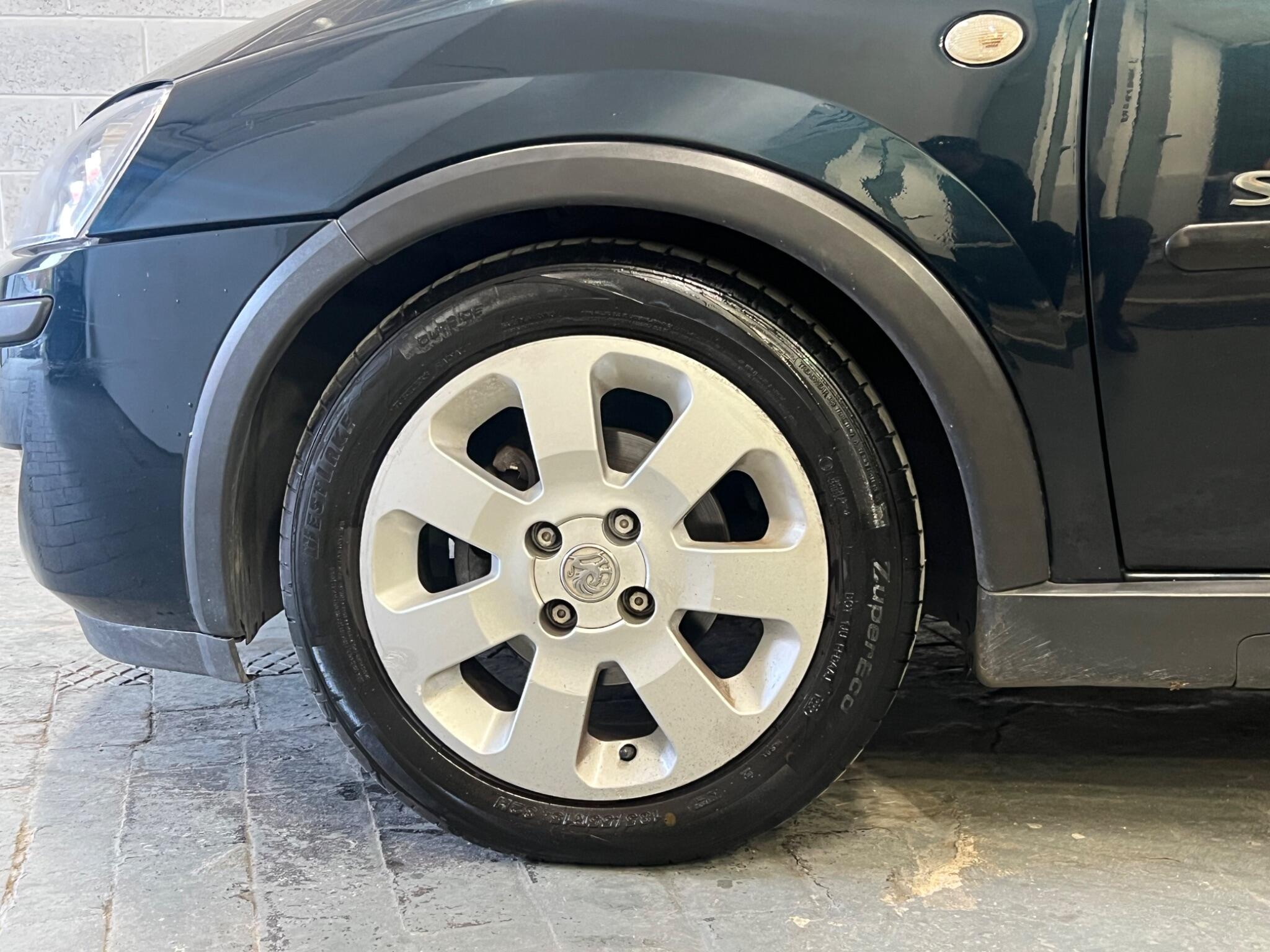 2005 Vauxhall Corsa - Image 12