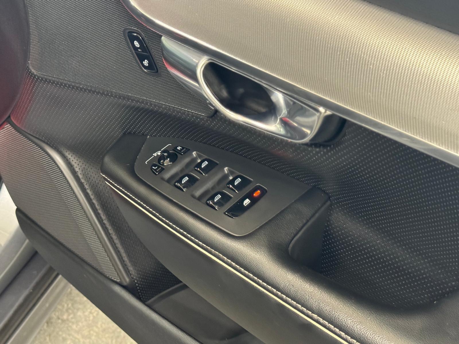 2019 Volvo S90 - Image 20