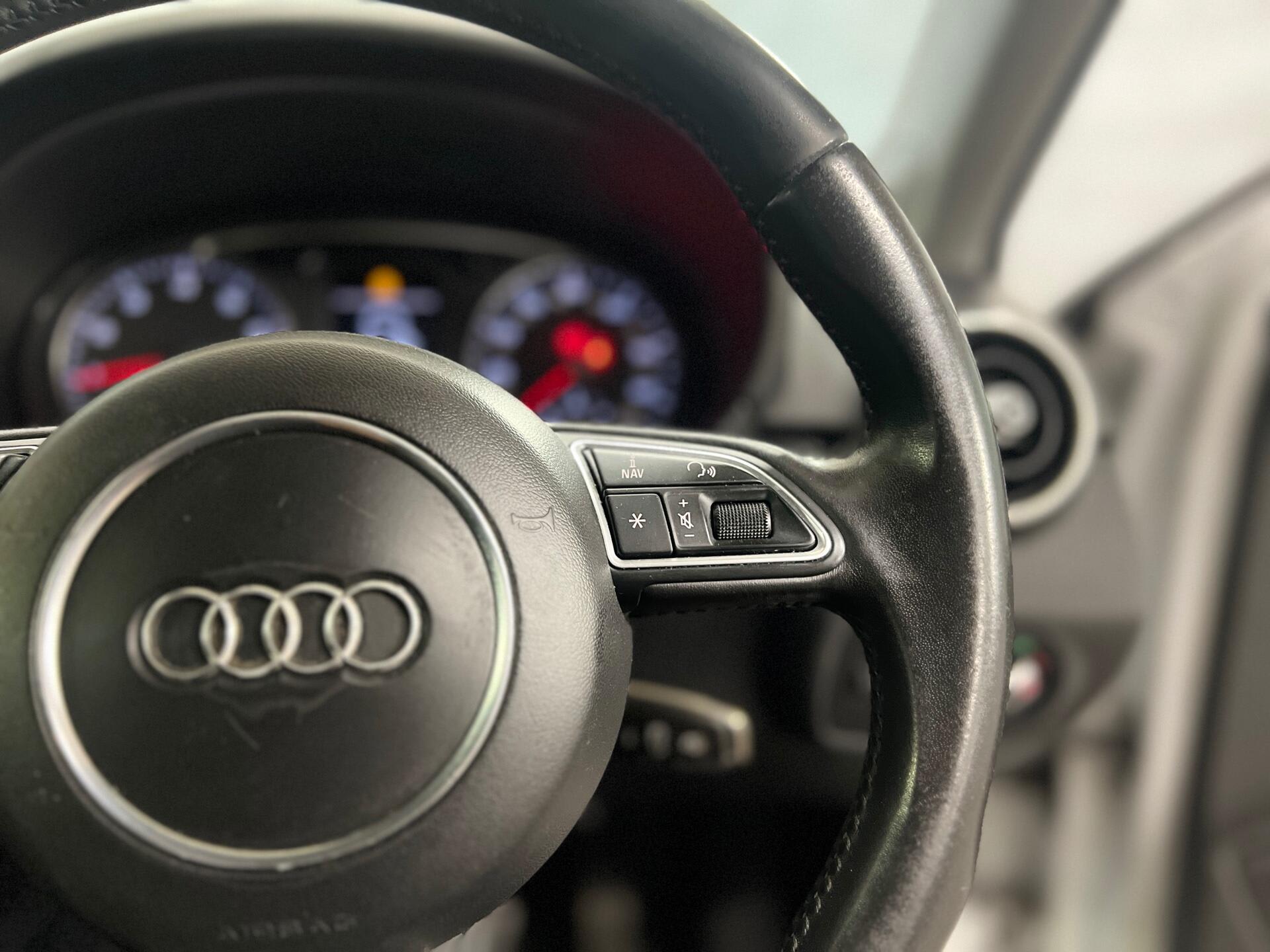 2014 Audi A1 - Image 23