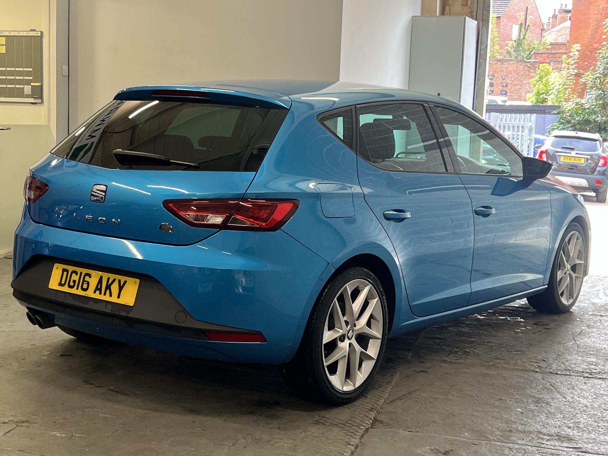 2016 SEAT Leon - Image 9