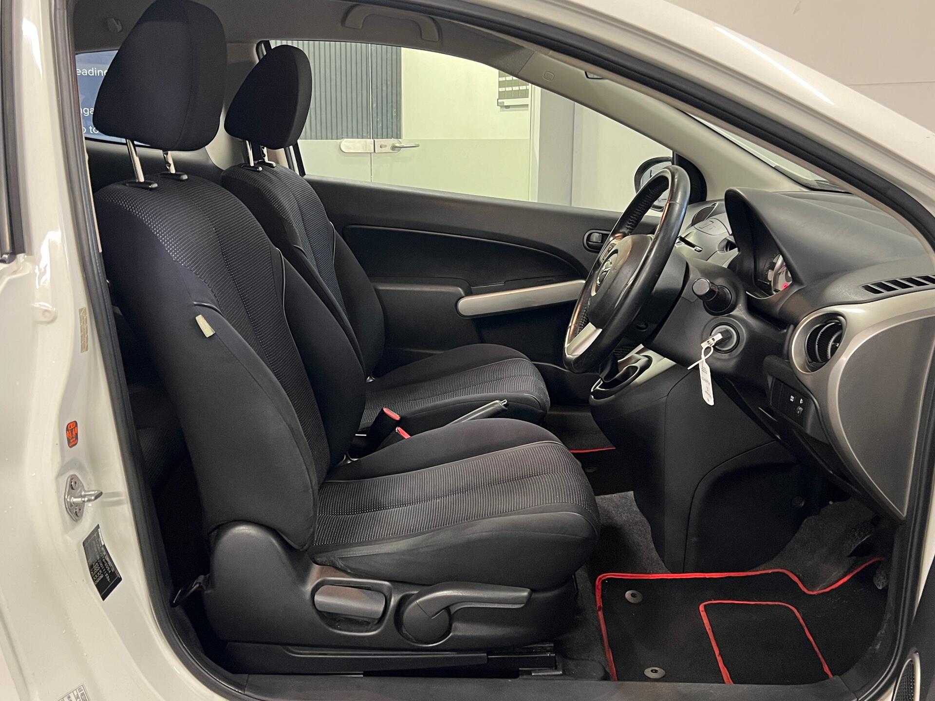 2009 Mazda Mazda2 - Image 19