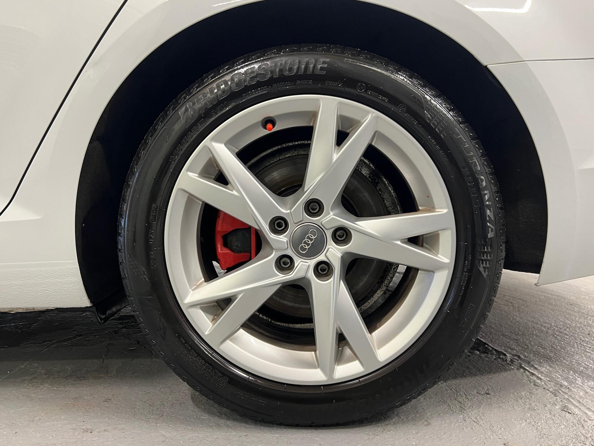 2016 Audi A4 - Image 19