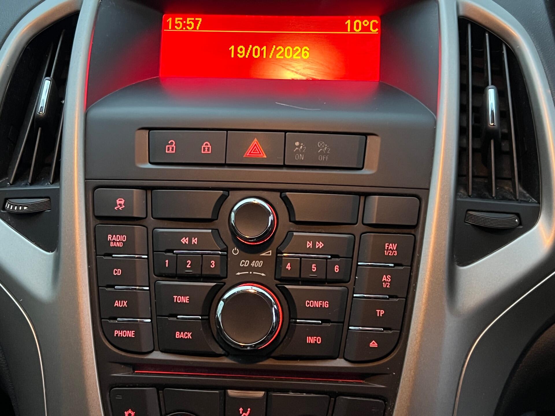 2012 Vauxhall Astra - Image 24