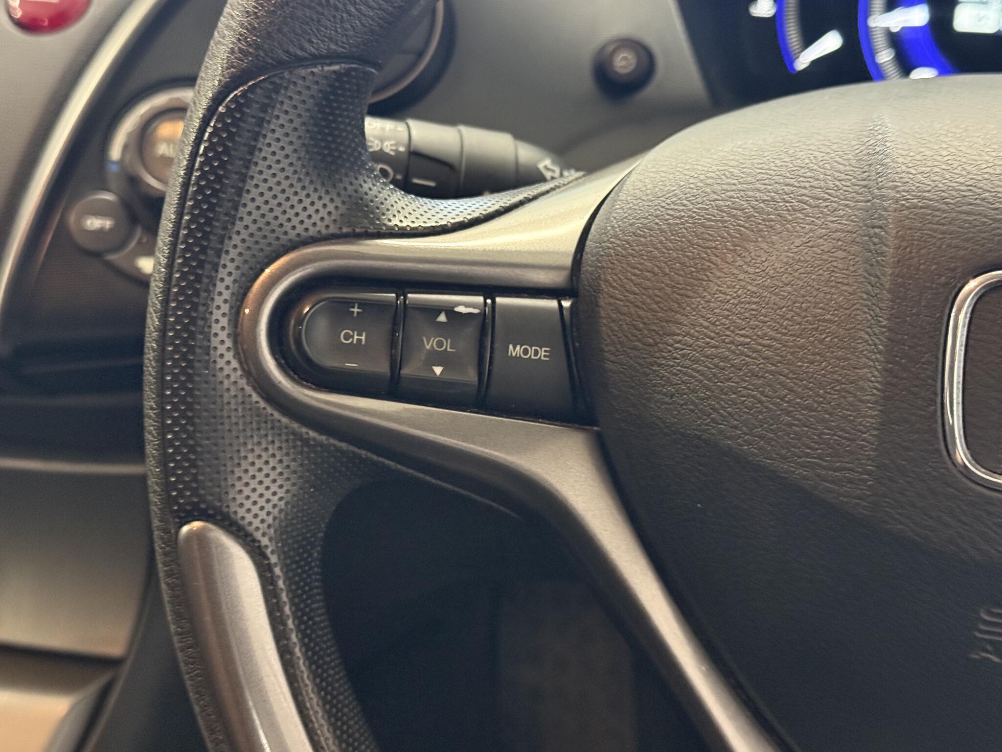 2011 Honda Civic - Image 18