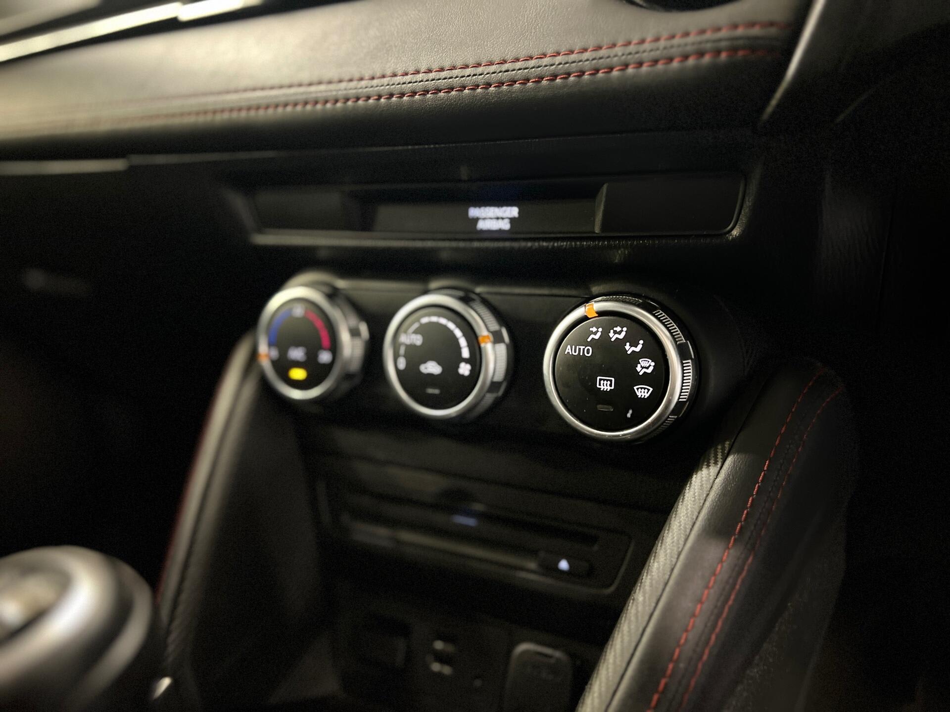 2016 Mazda Mazda2 - Image 35