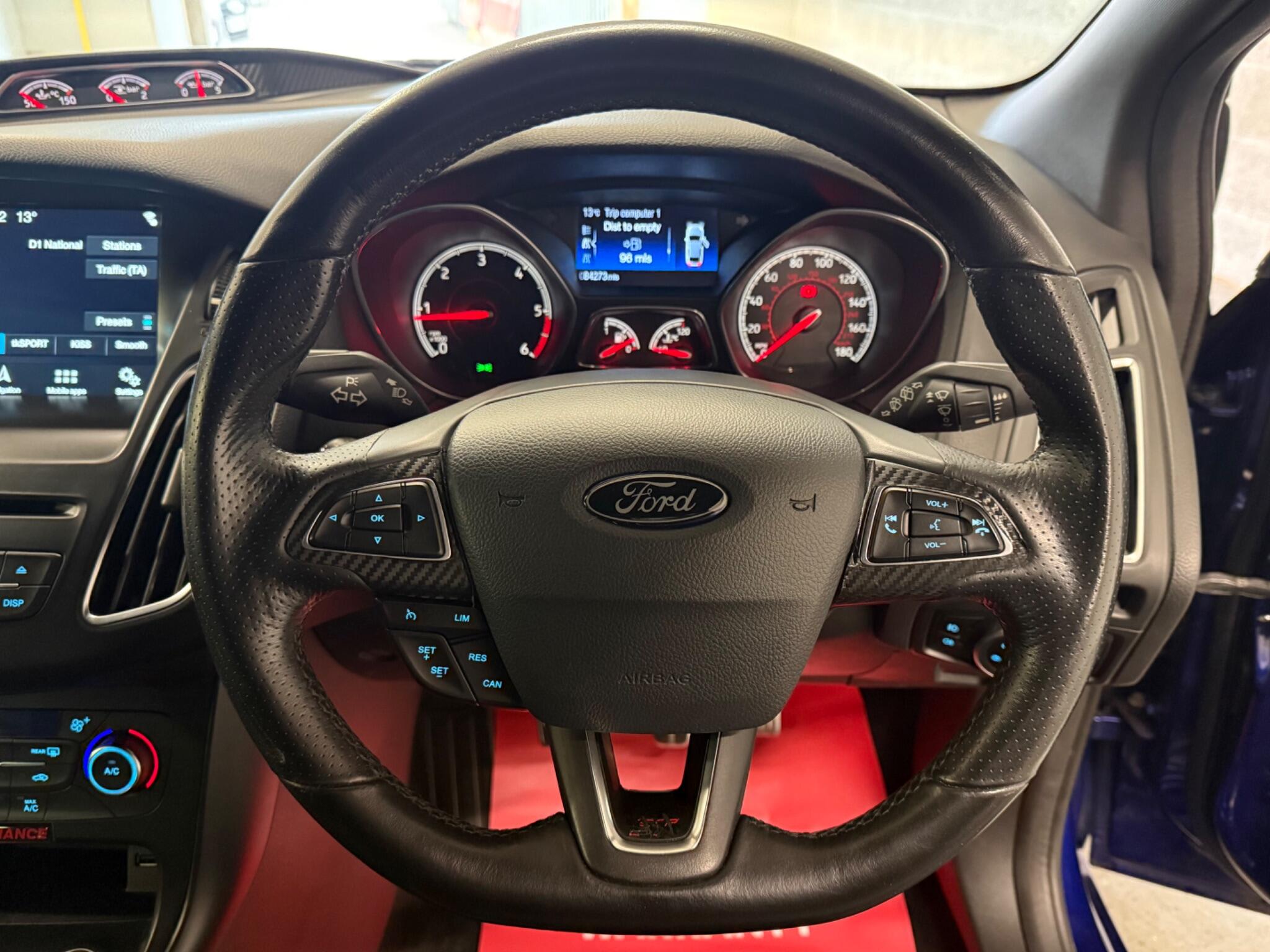 2017 Ford Focus - Image 27