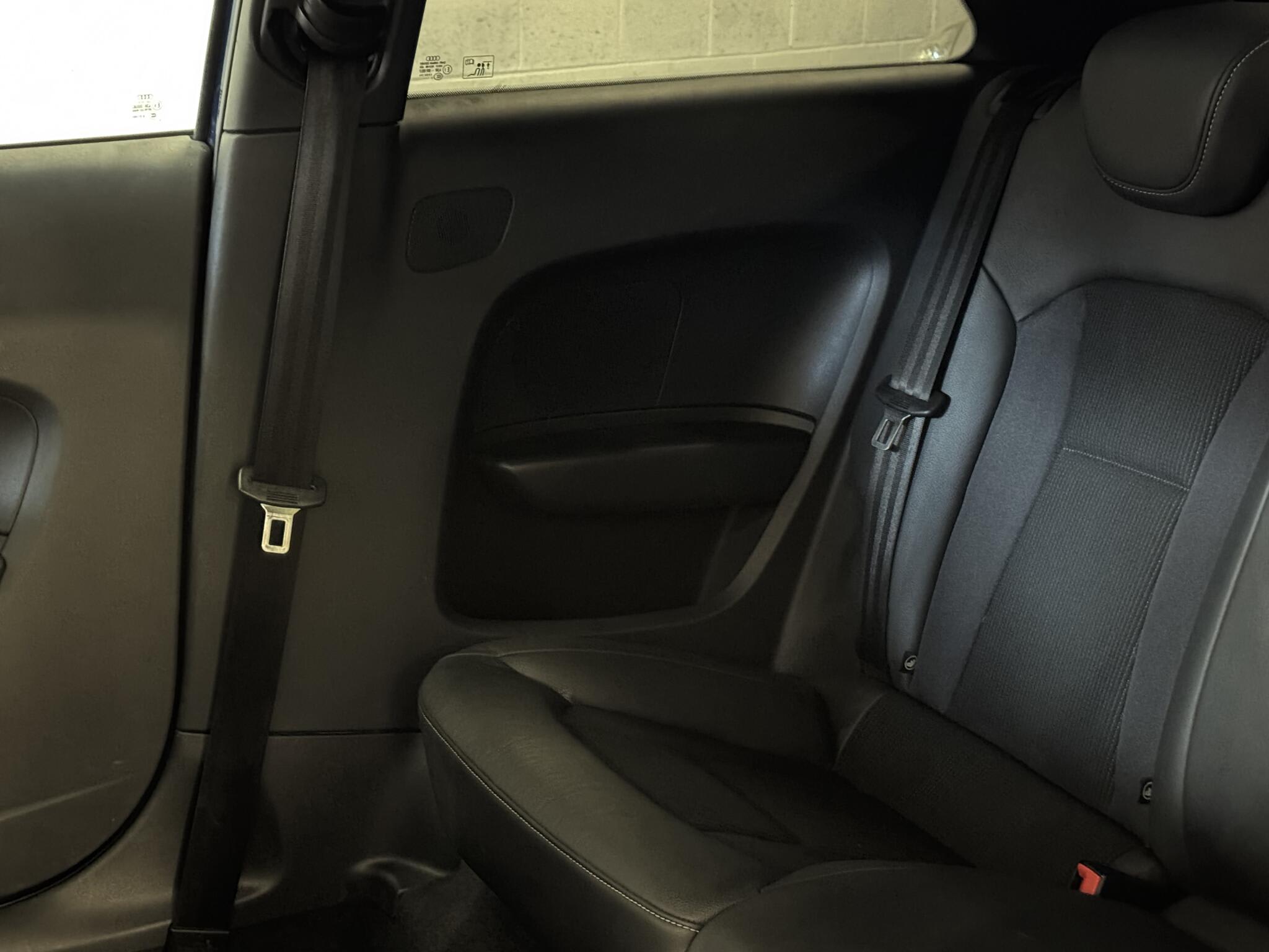 2014 Audi A1 - Image 39